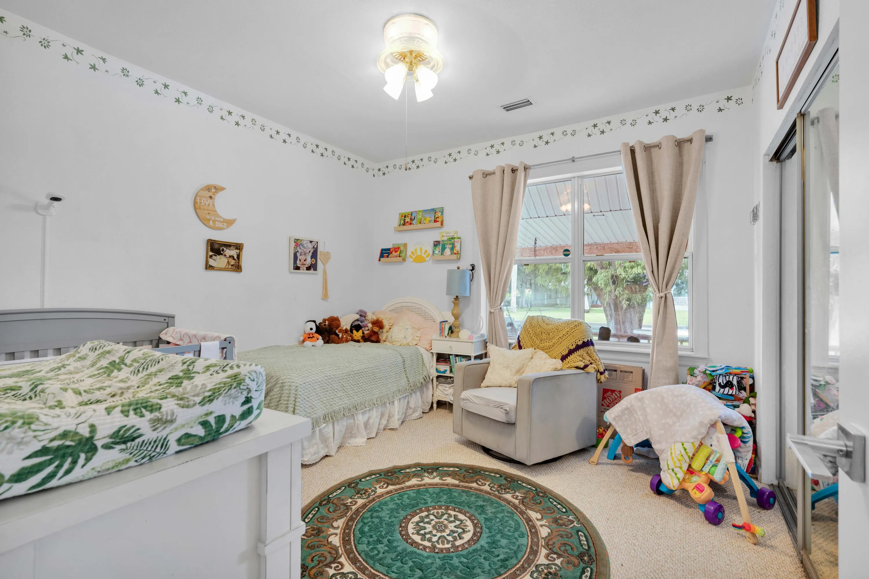 417 ROYAL PALM Avenue