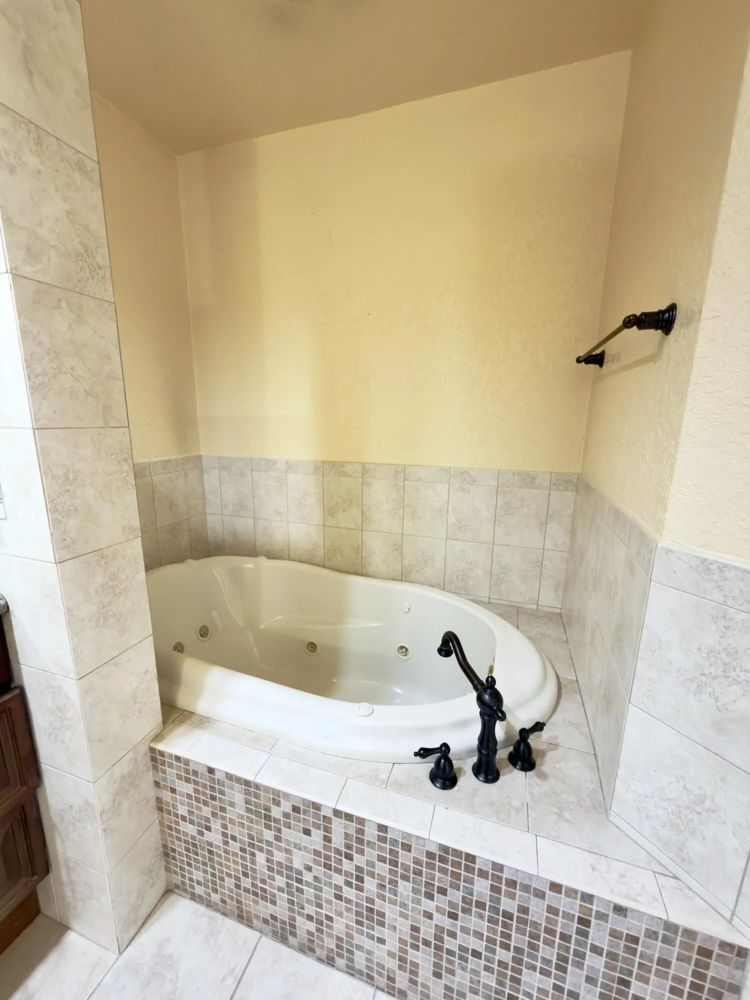 3154 NW 72ND Avenue