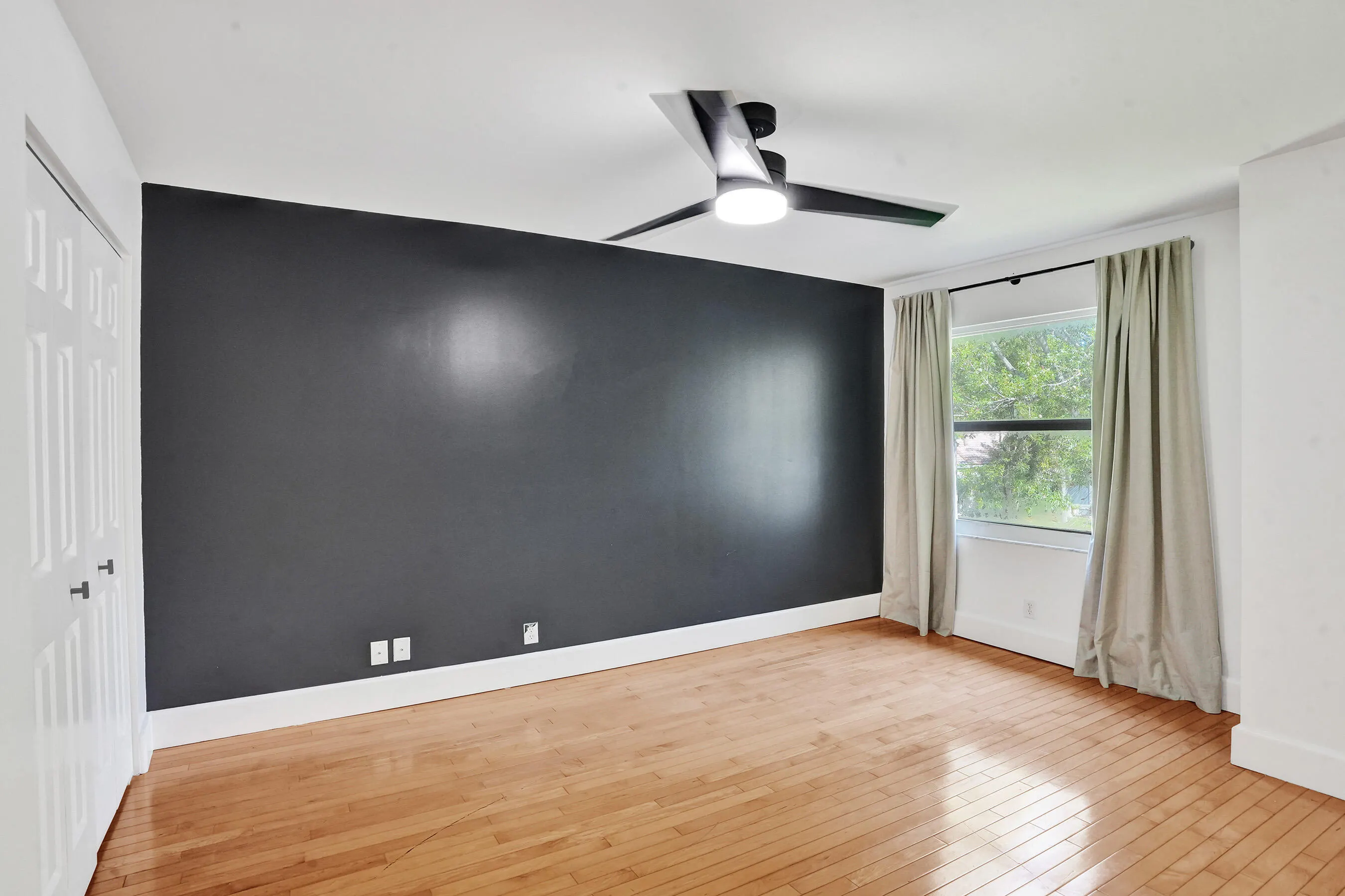 4032 NW 63RD Street