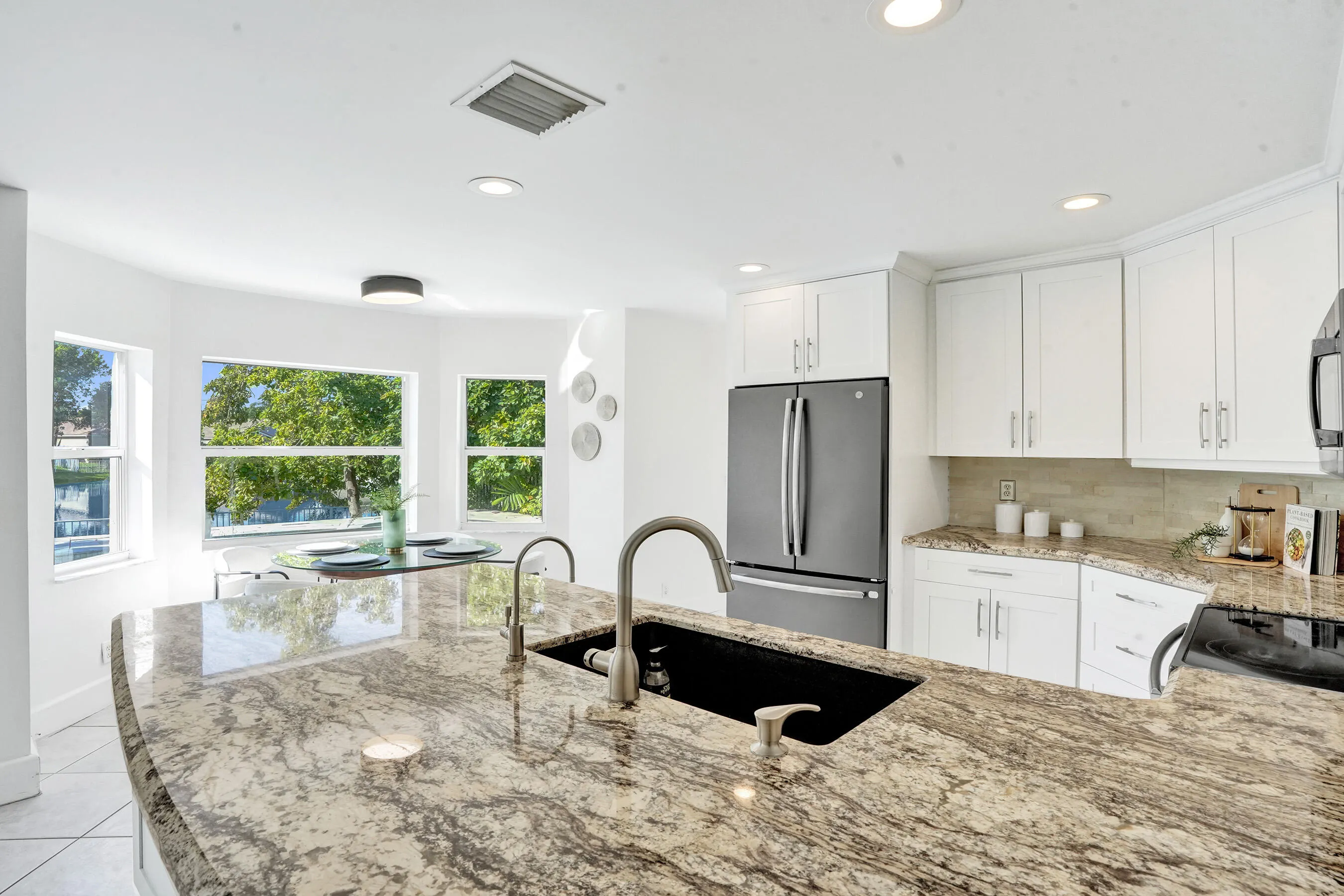 4032 NW 63RD Street