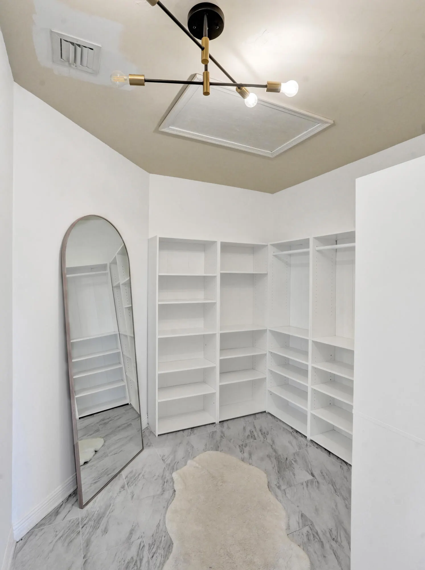 4032 NW 63RD Street