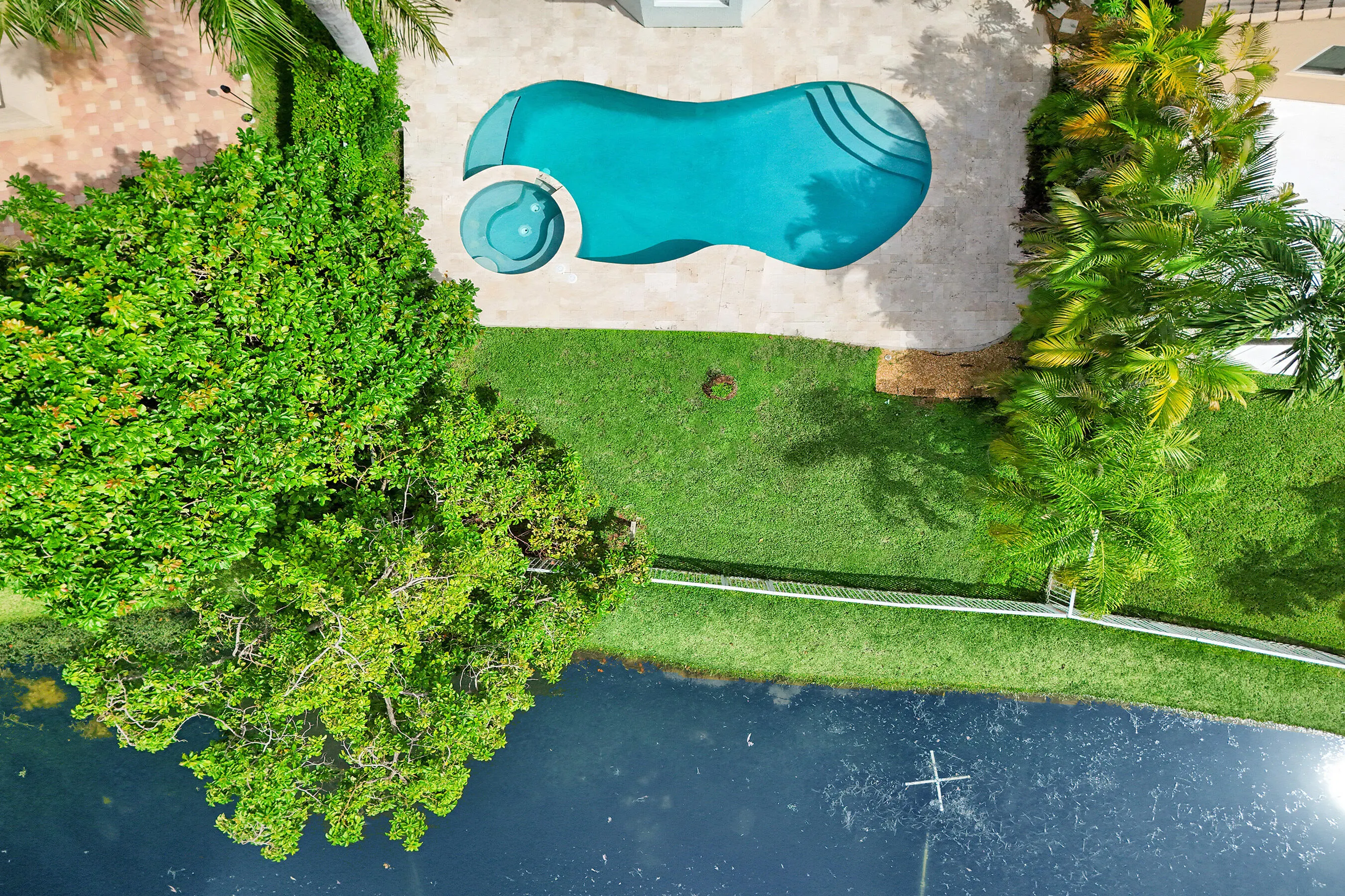 4032 NW 63RD Street