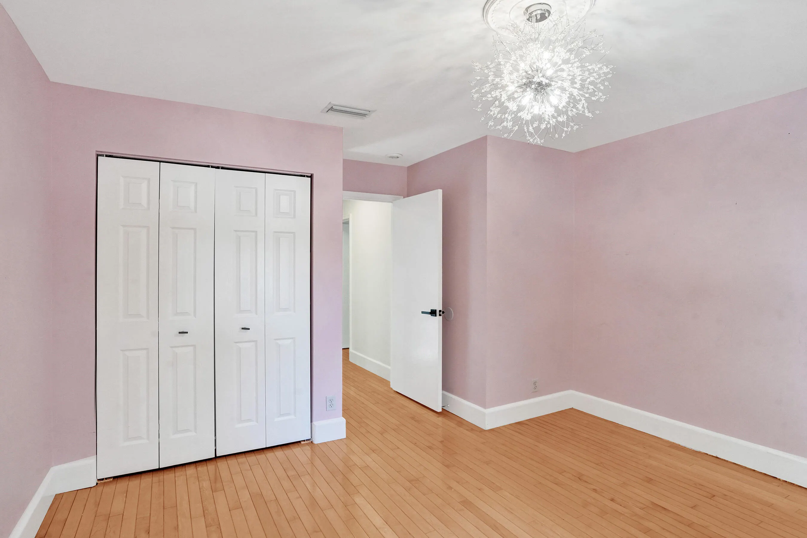 4032 NW 63RD Street