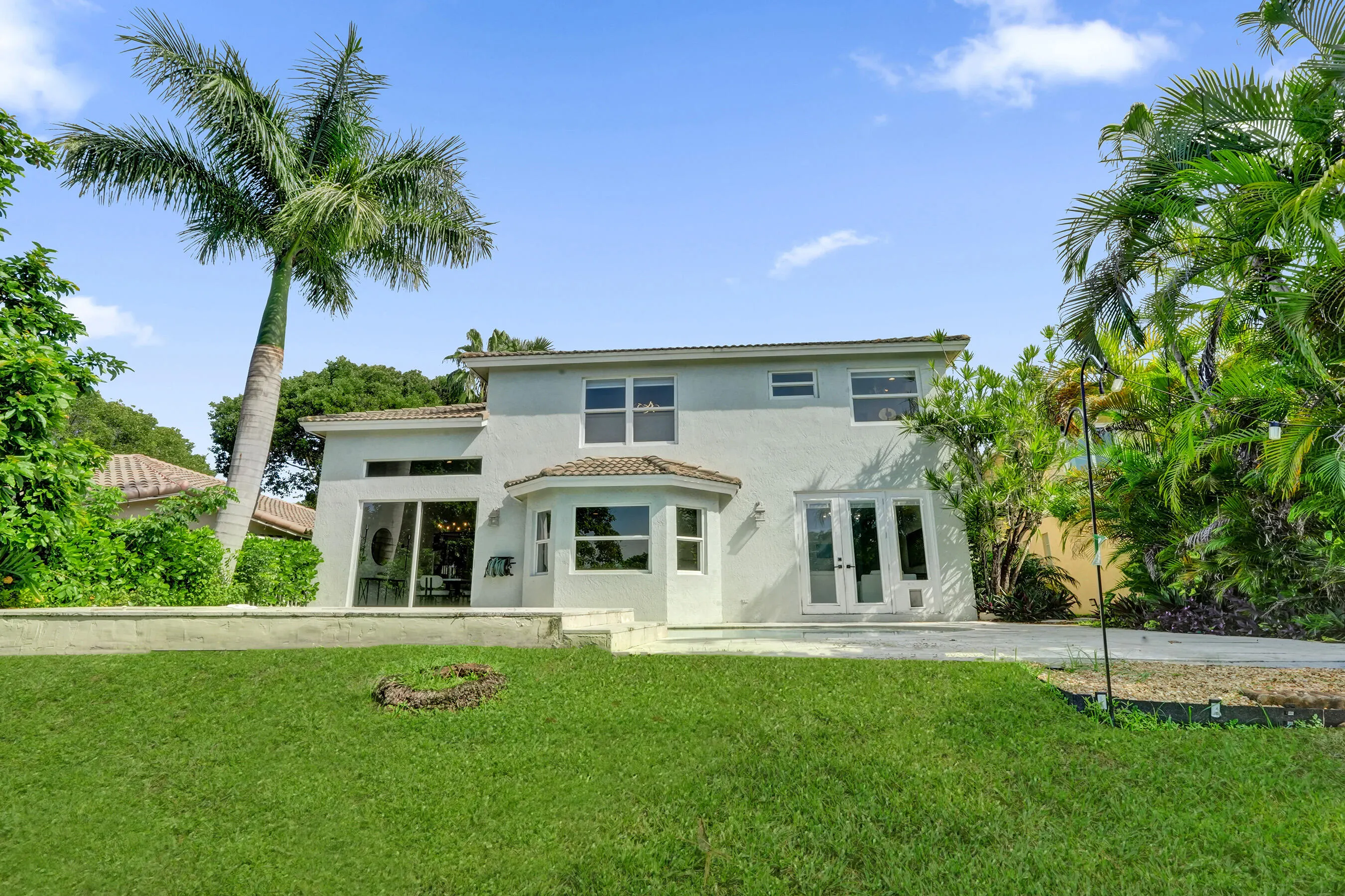 4032 NW 63RD Street