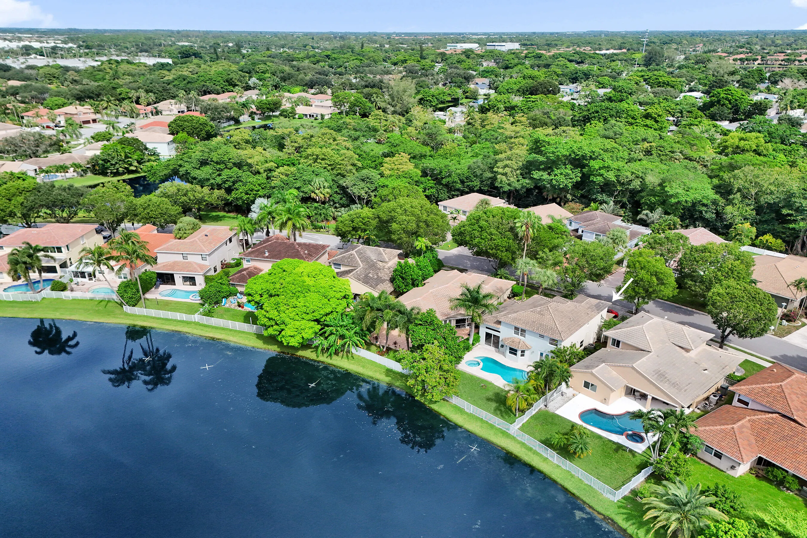 4032 NW 63RD Street