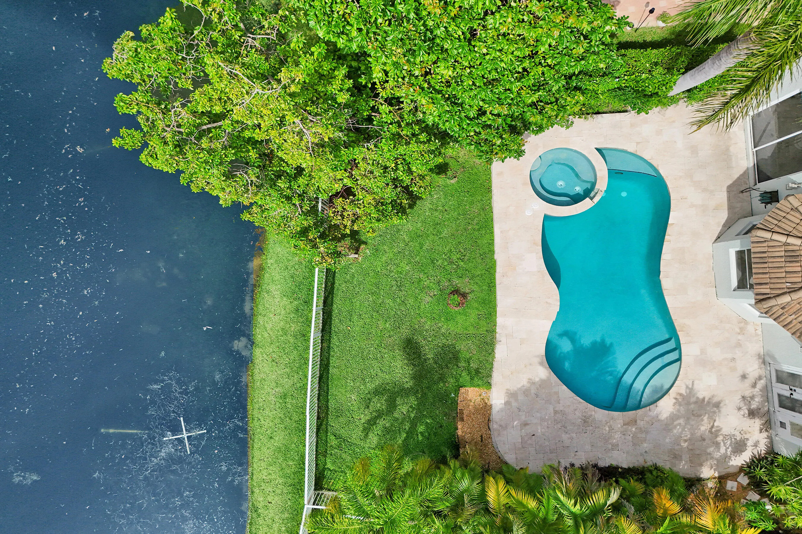 4032 NW 63RD Street
