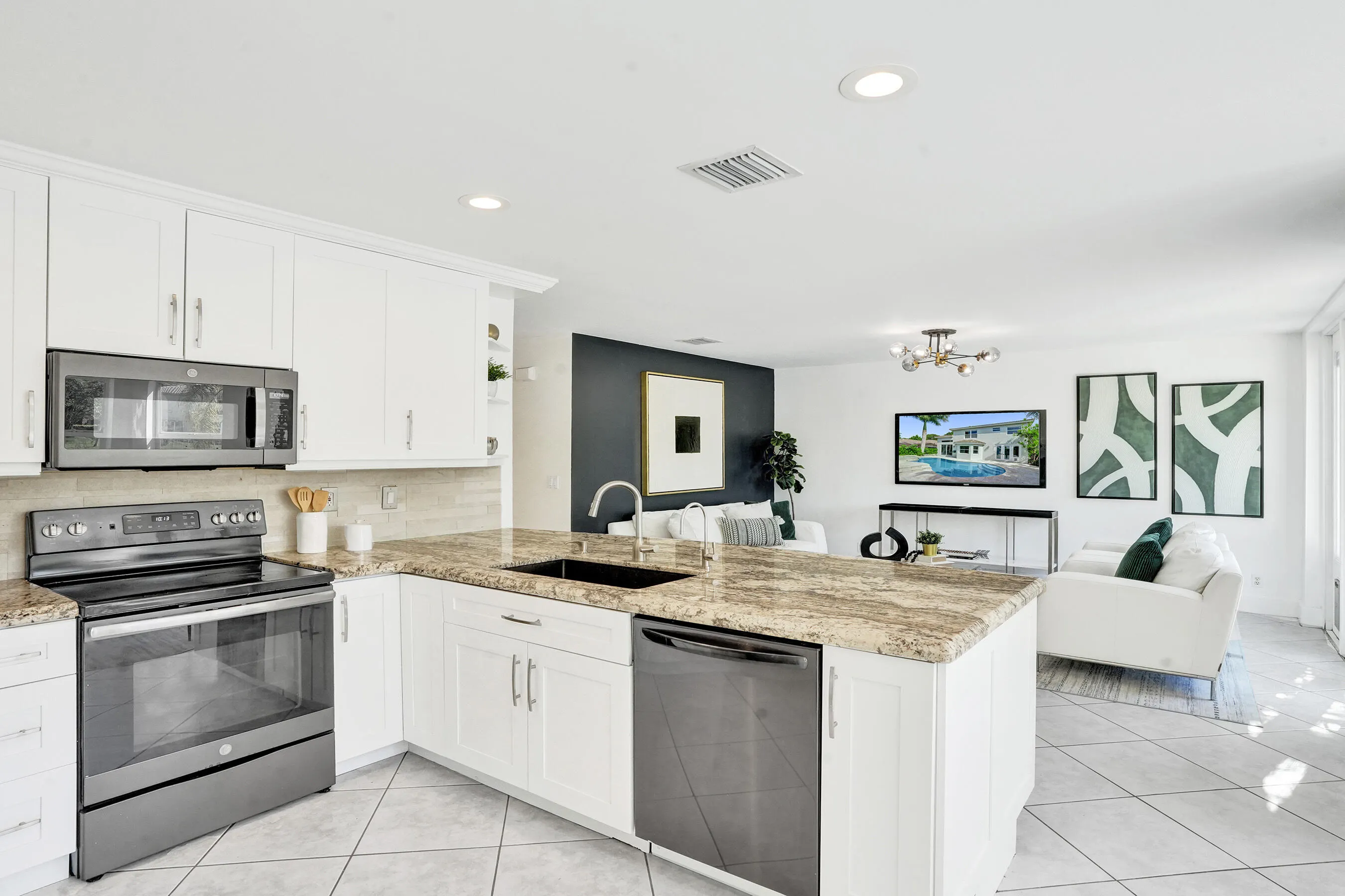 4032 NW 63RD Street