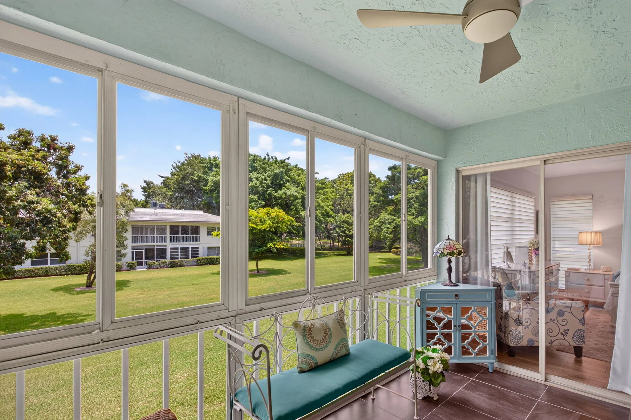 1211 BAHAMA Bend #F2
