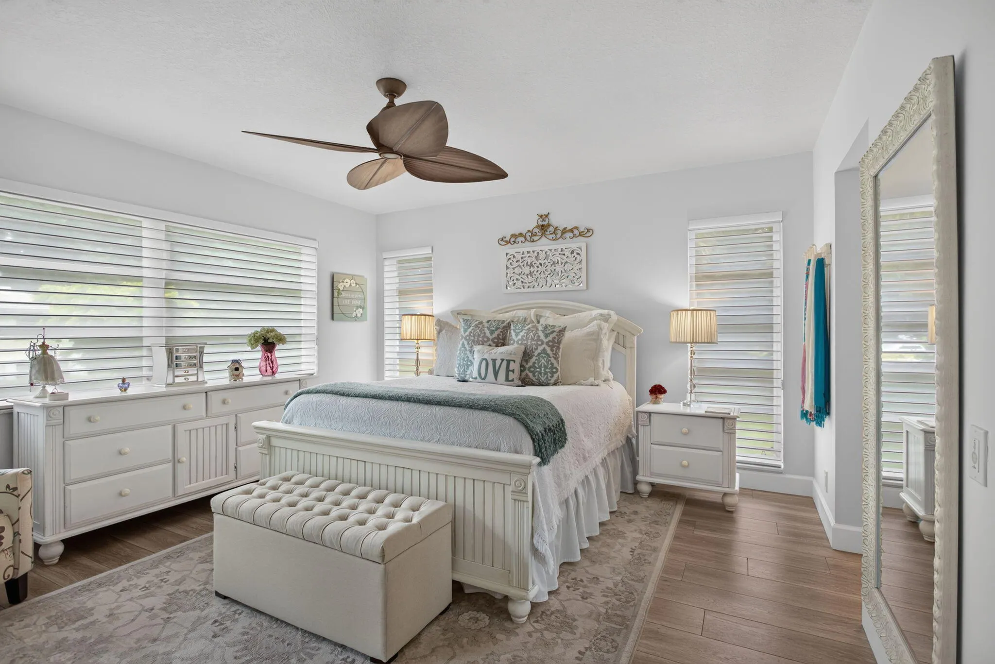 1211 BAHAMA Bend #F2