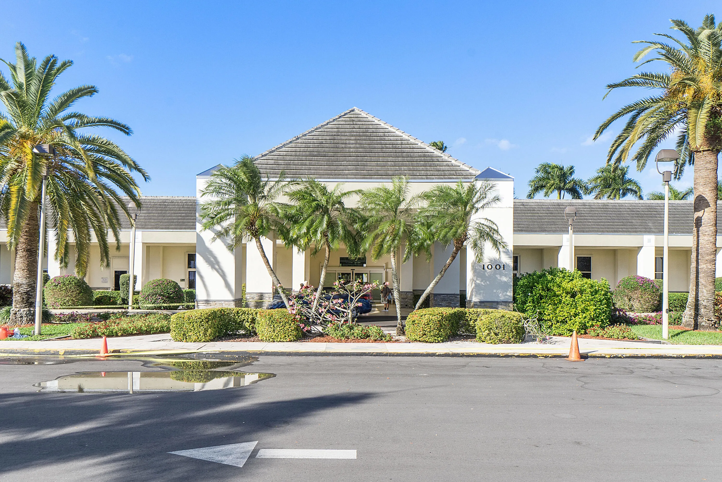 1211 BAHAMA Bend #F2