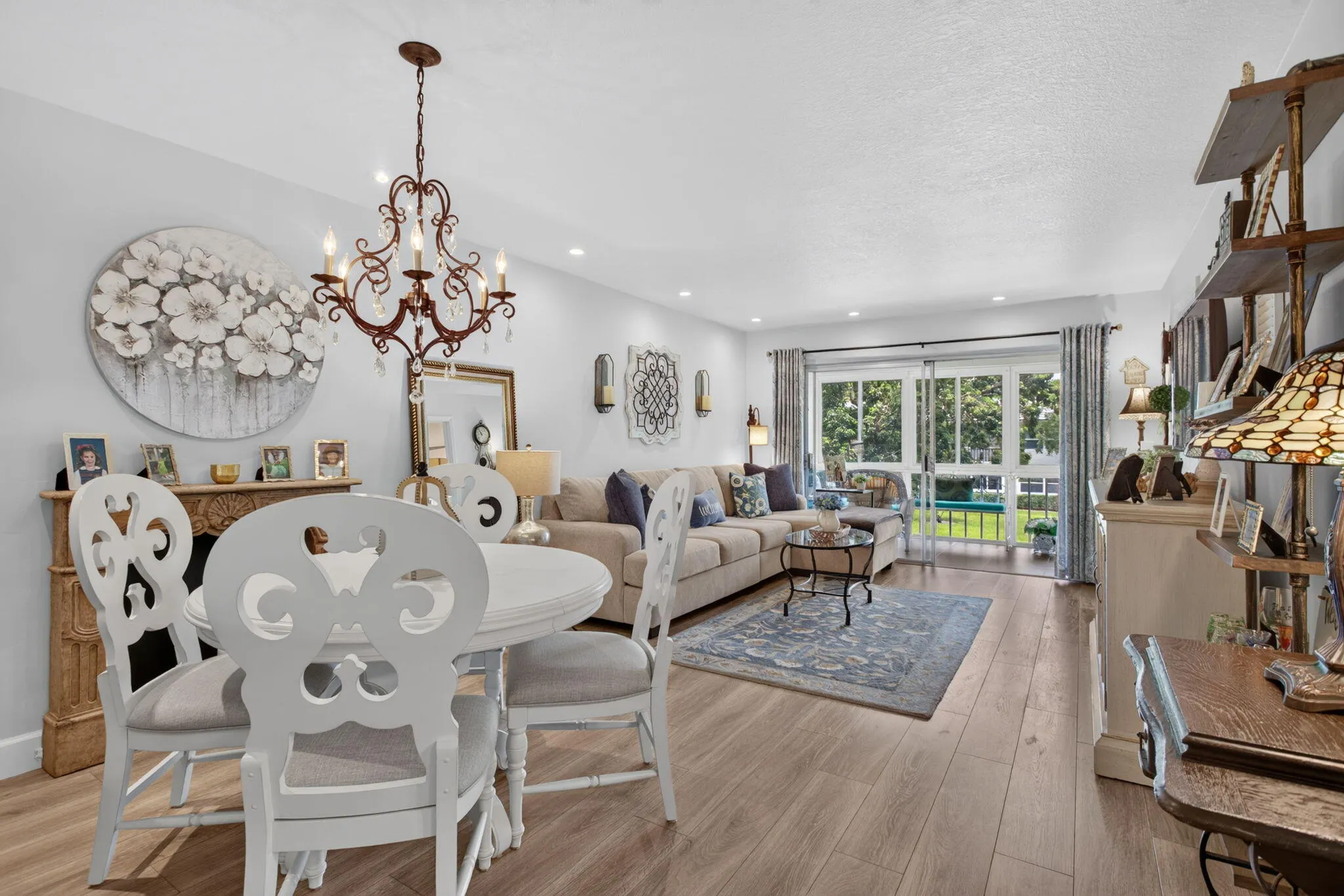 1211 BAHAMA Bend #F2