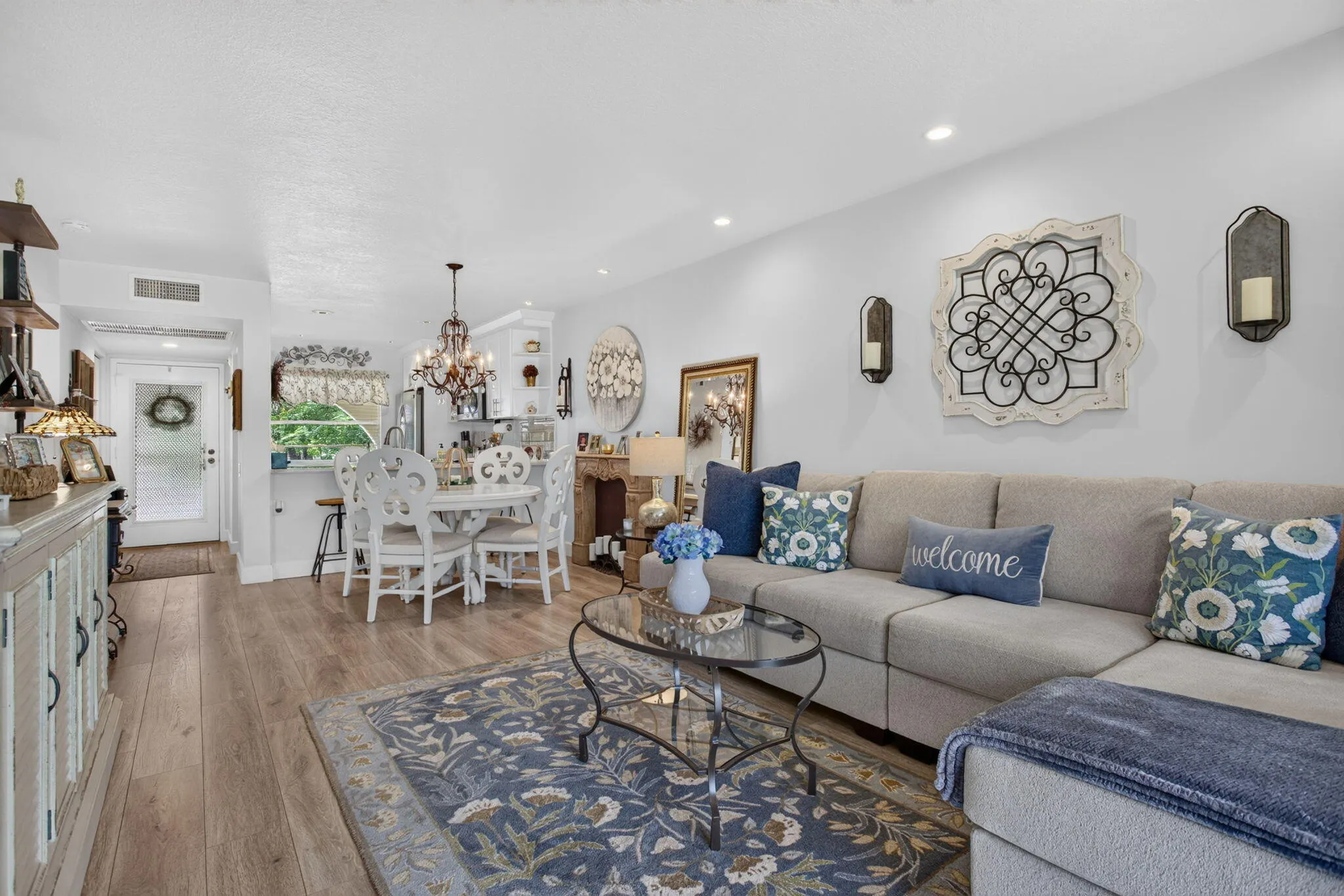 1211 BAHAMA Bend #F2