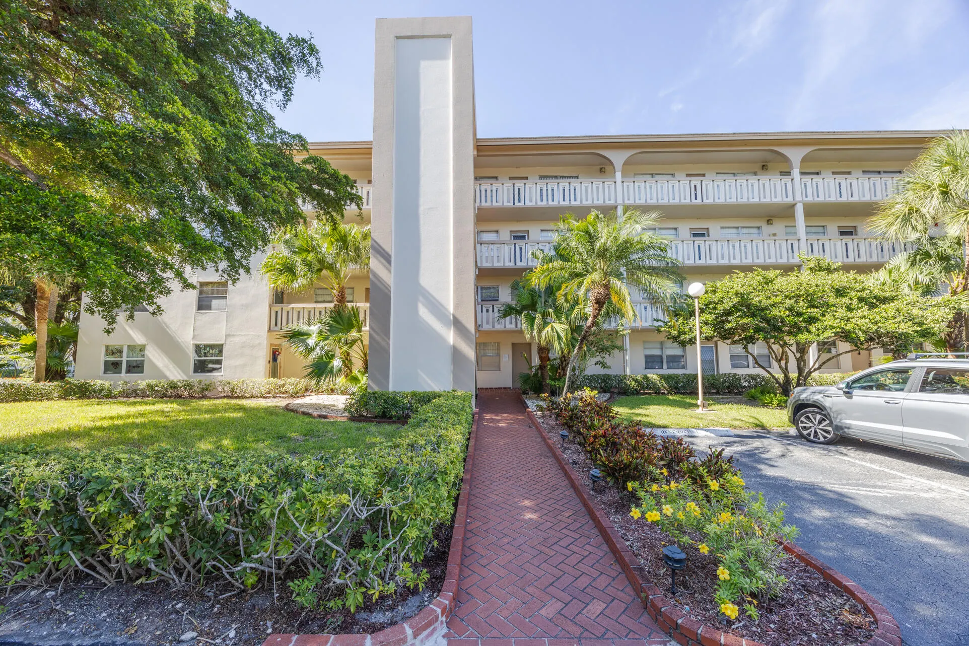 1903 BERMUDA Circle #C1