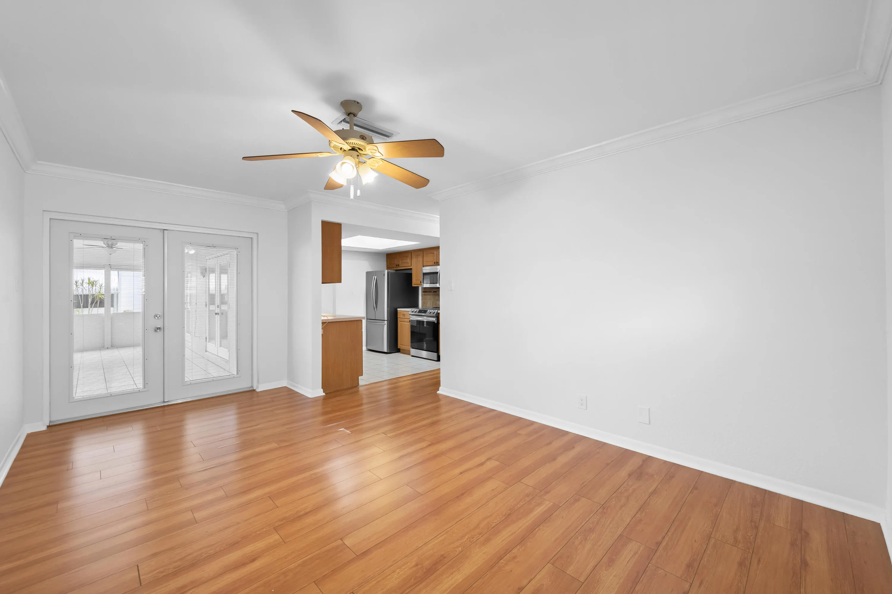 6995 NW 10TH Court