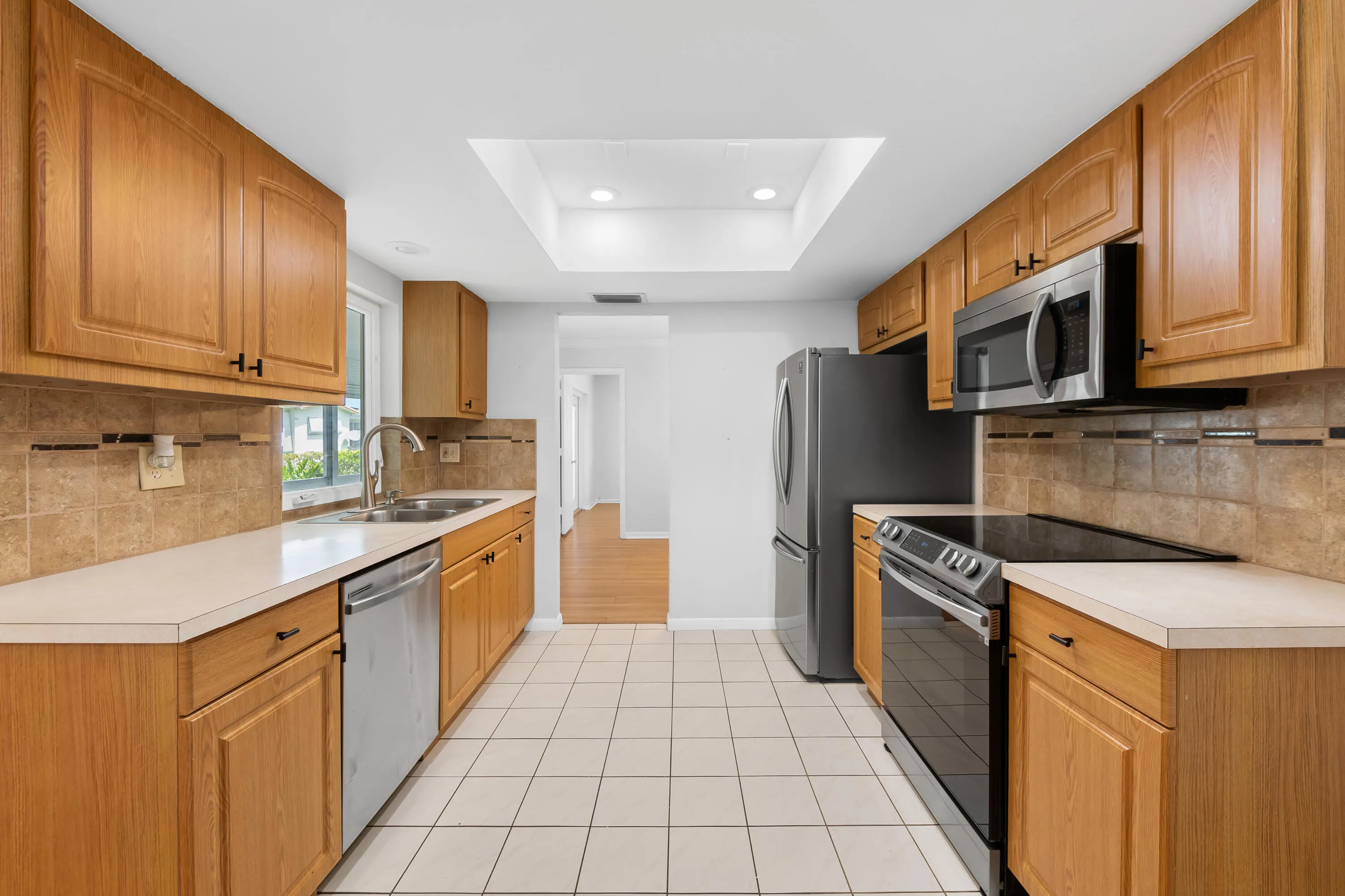 6995 NW 10TH Court