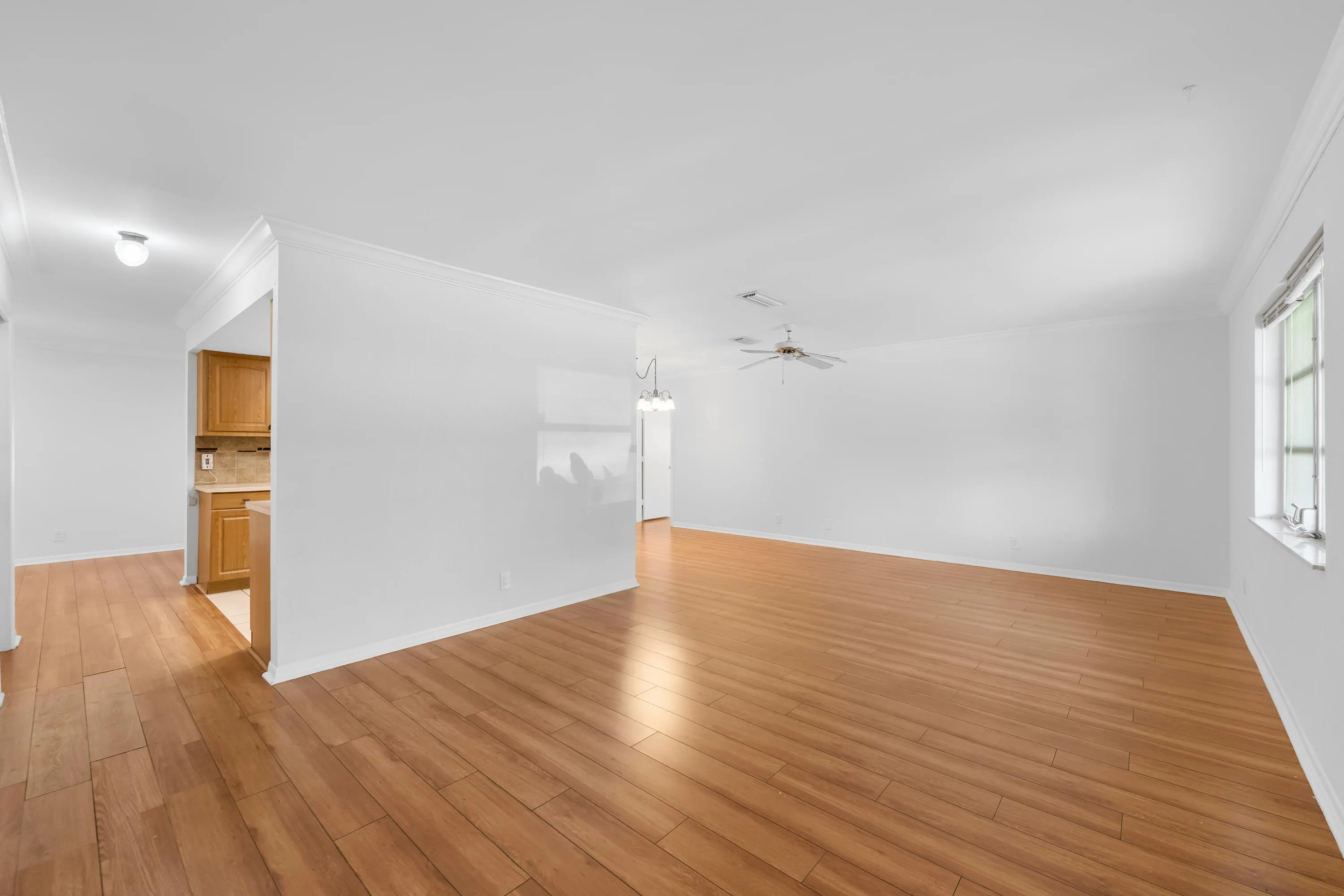 6995 NW 10TH Court