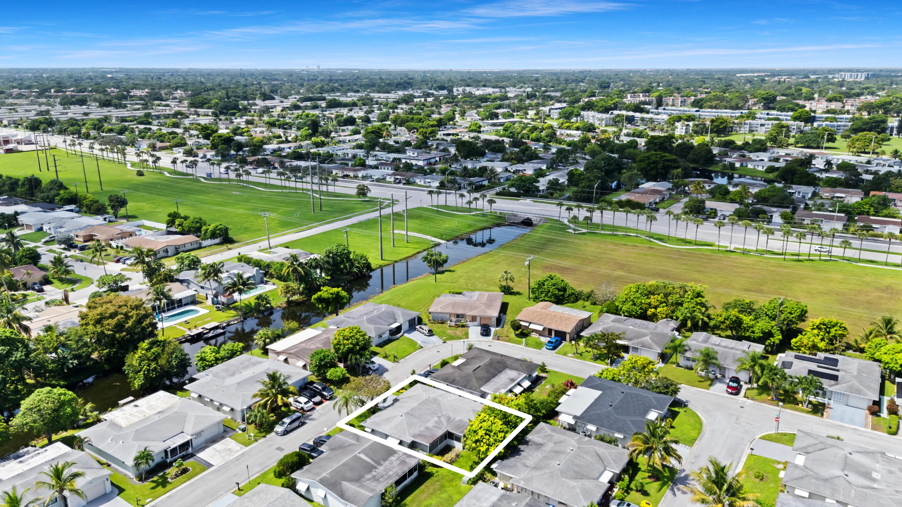 6995 NW 10TH Court