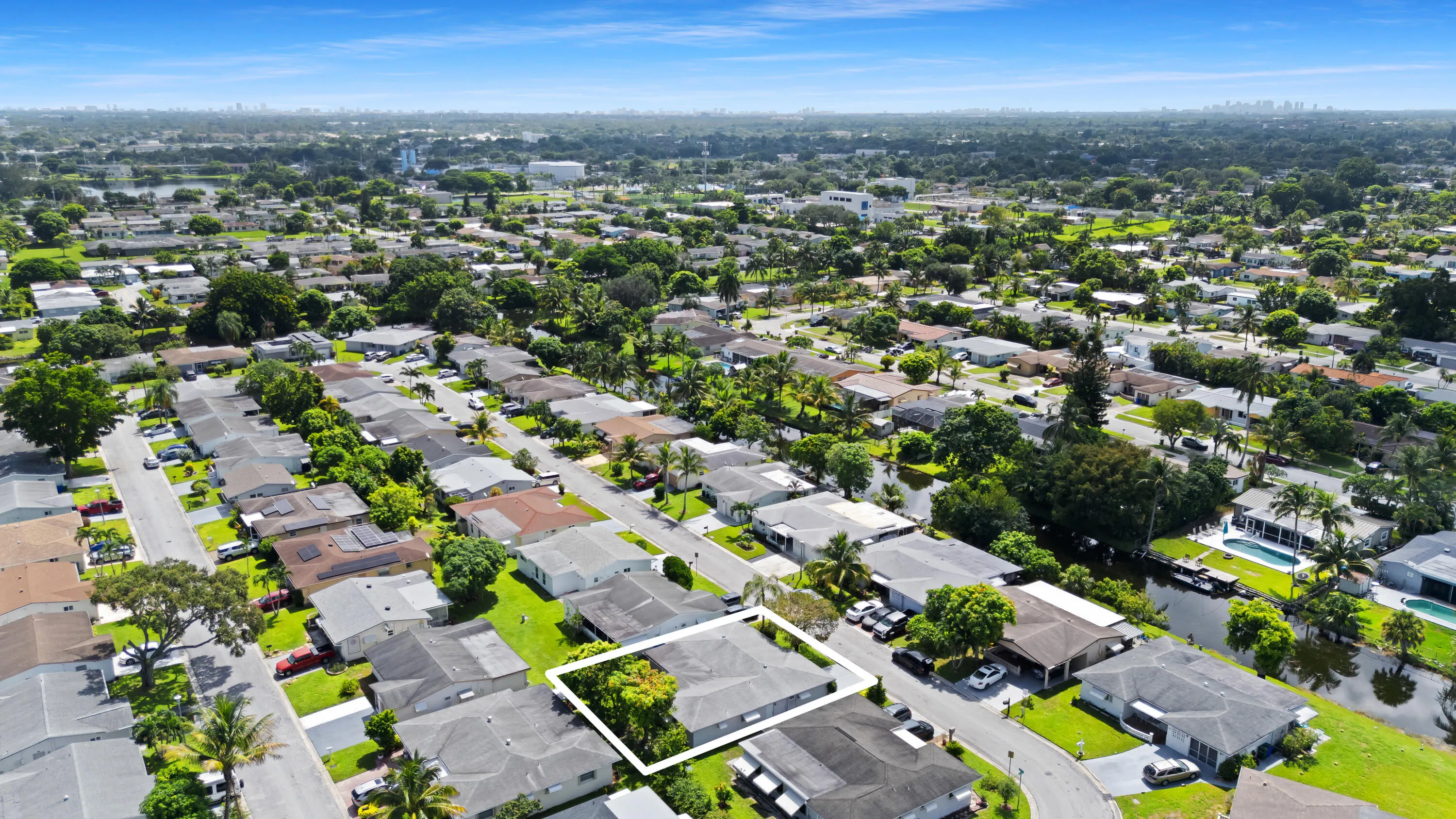 6995 NW 10TH Court