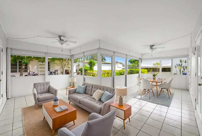 6995 NW 10TH Court