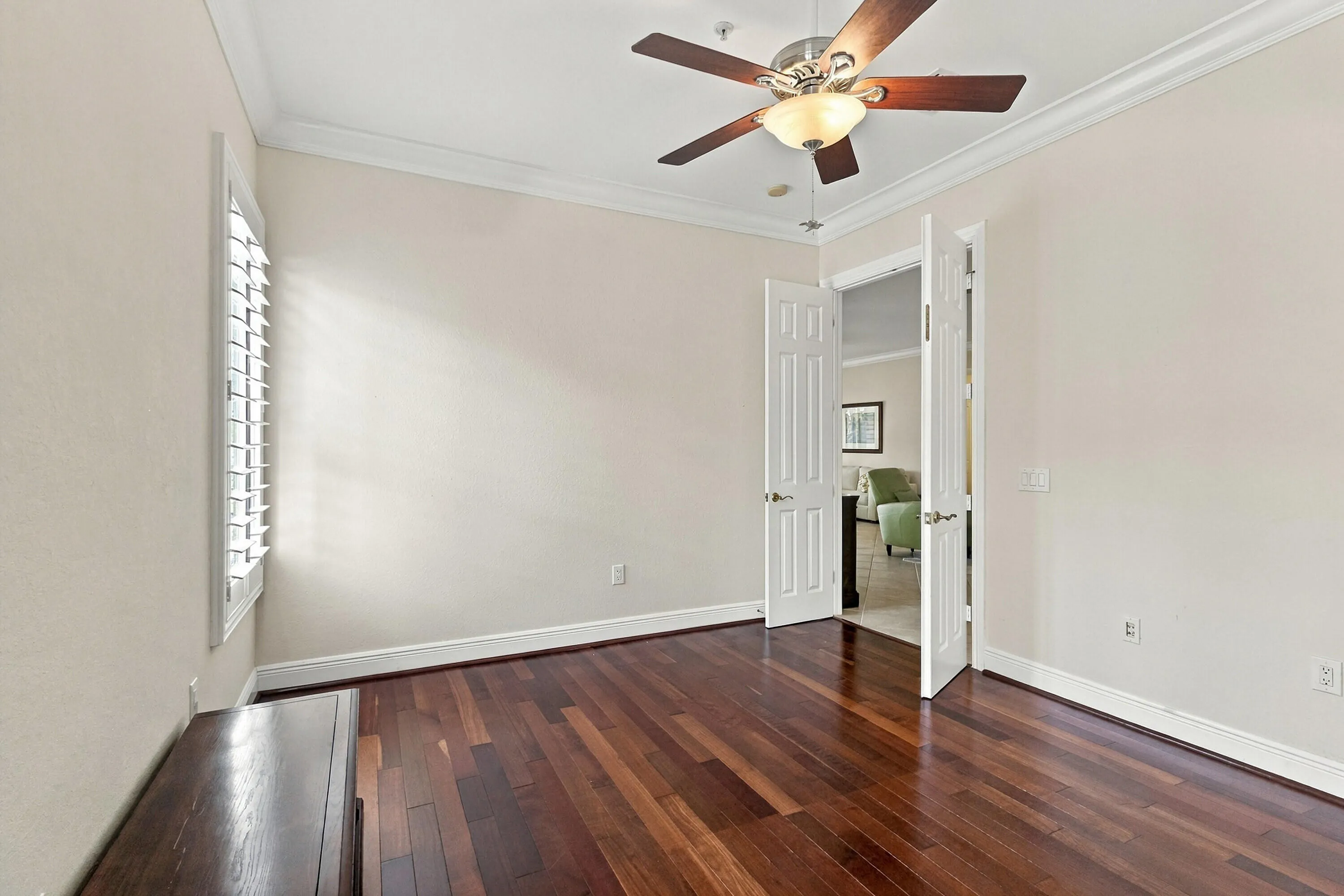 9010 Cascada Way
