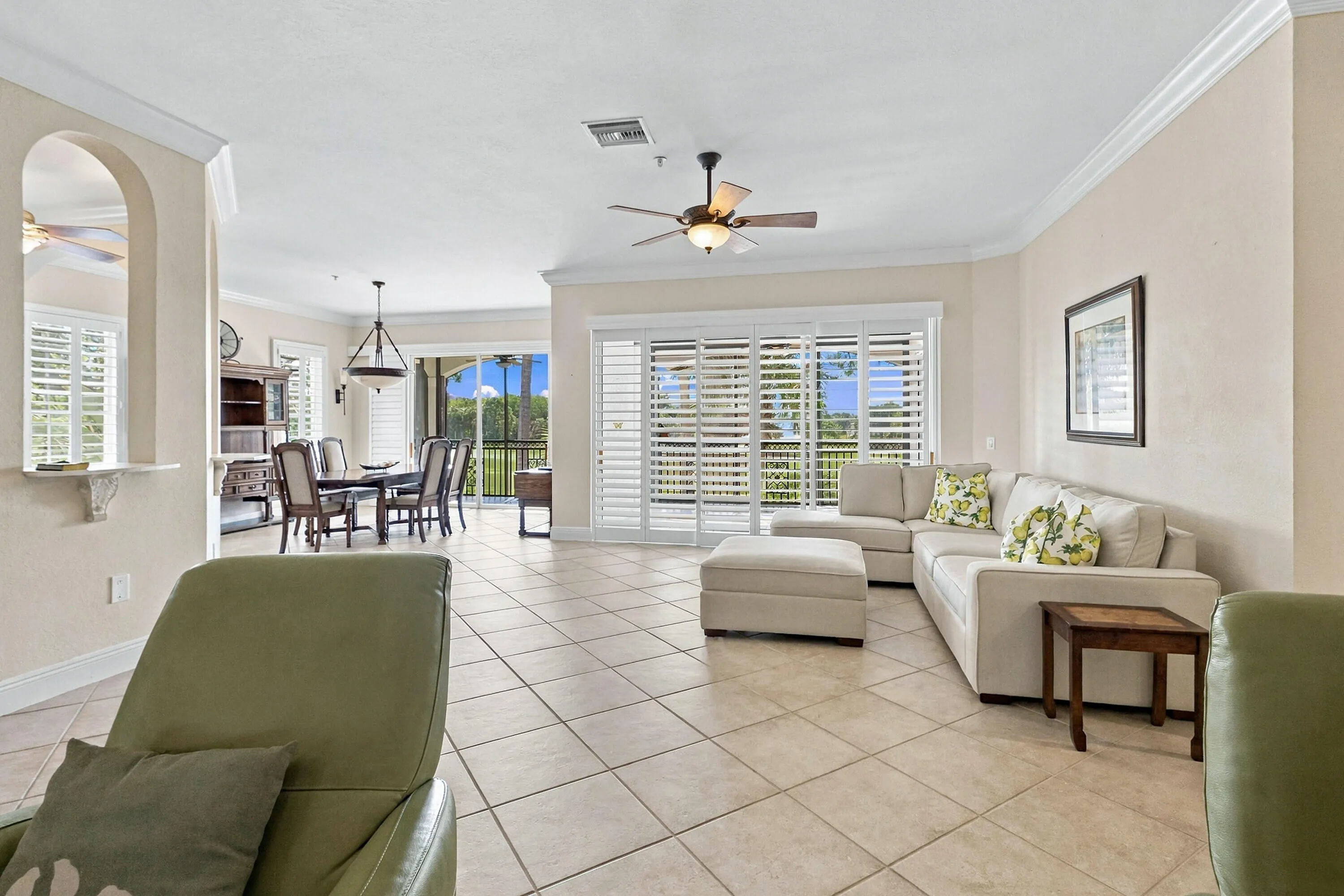9010 Cascada Way