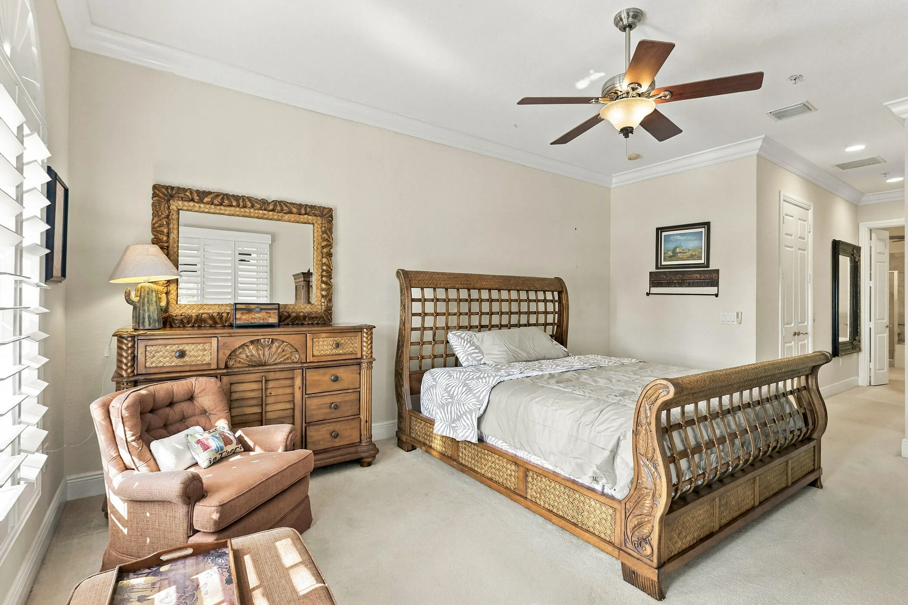 9010 Cascada Way