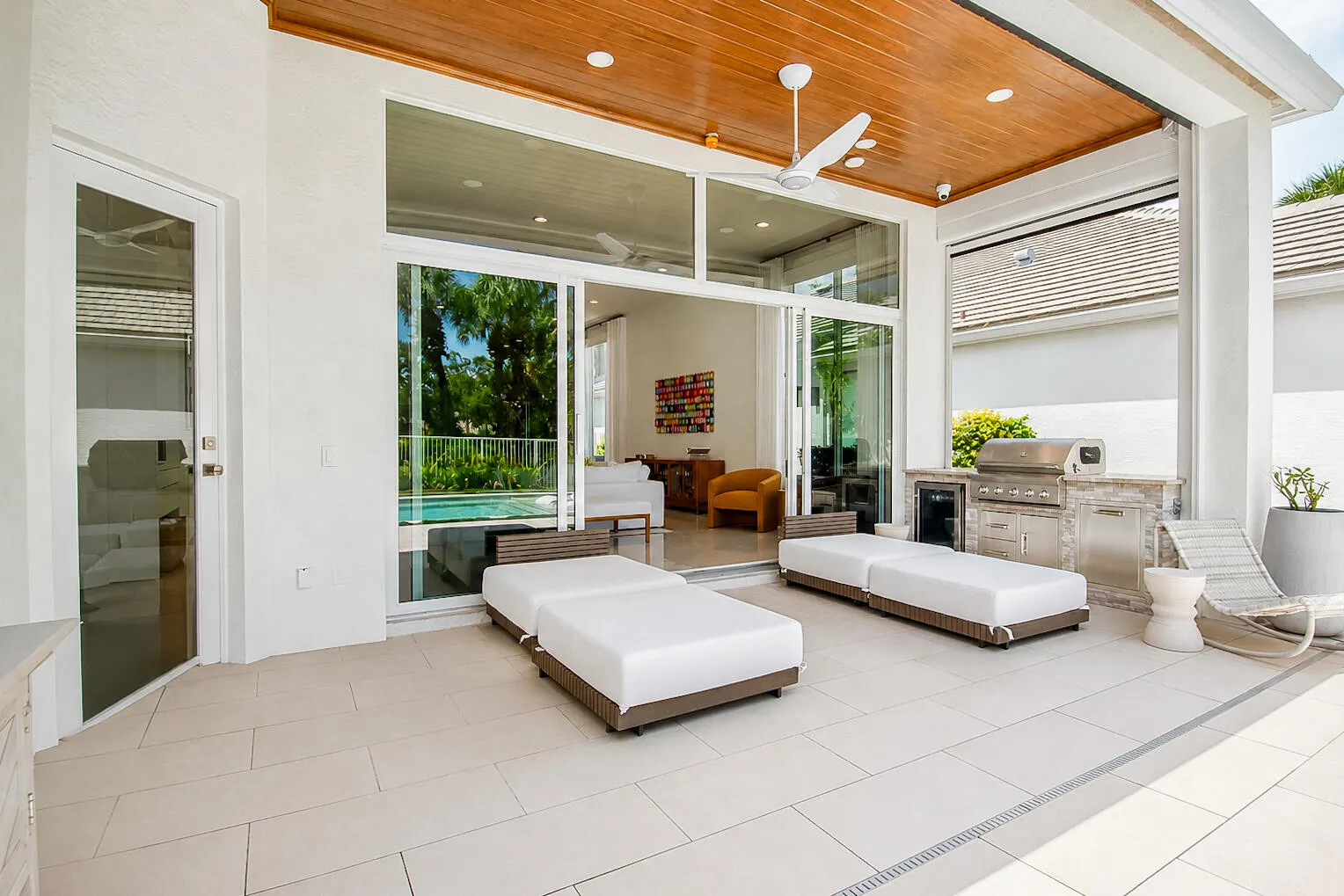 16124 VILLA VIZCAYA Place