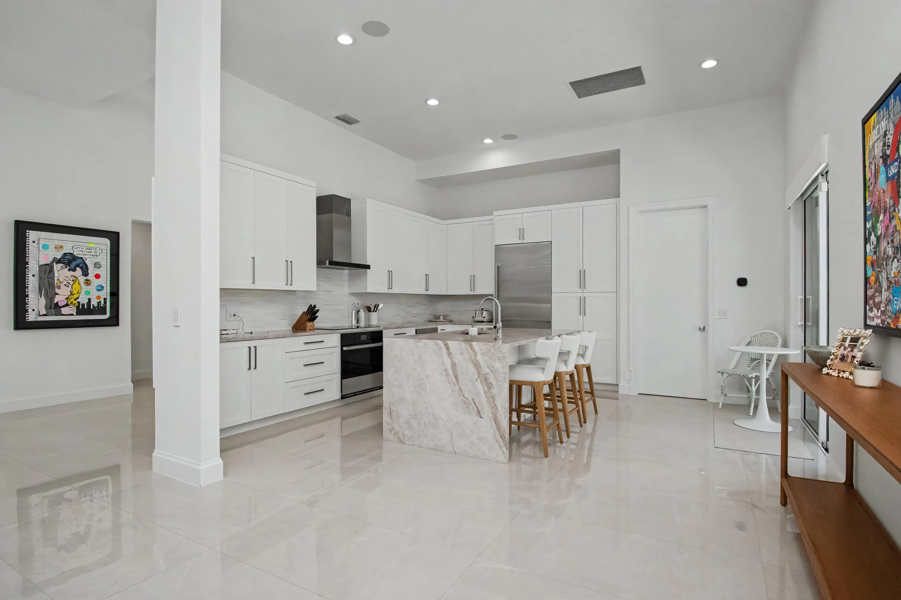 16124 VILLA VIZCAYA Place