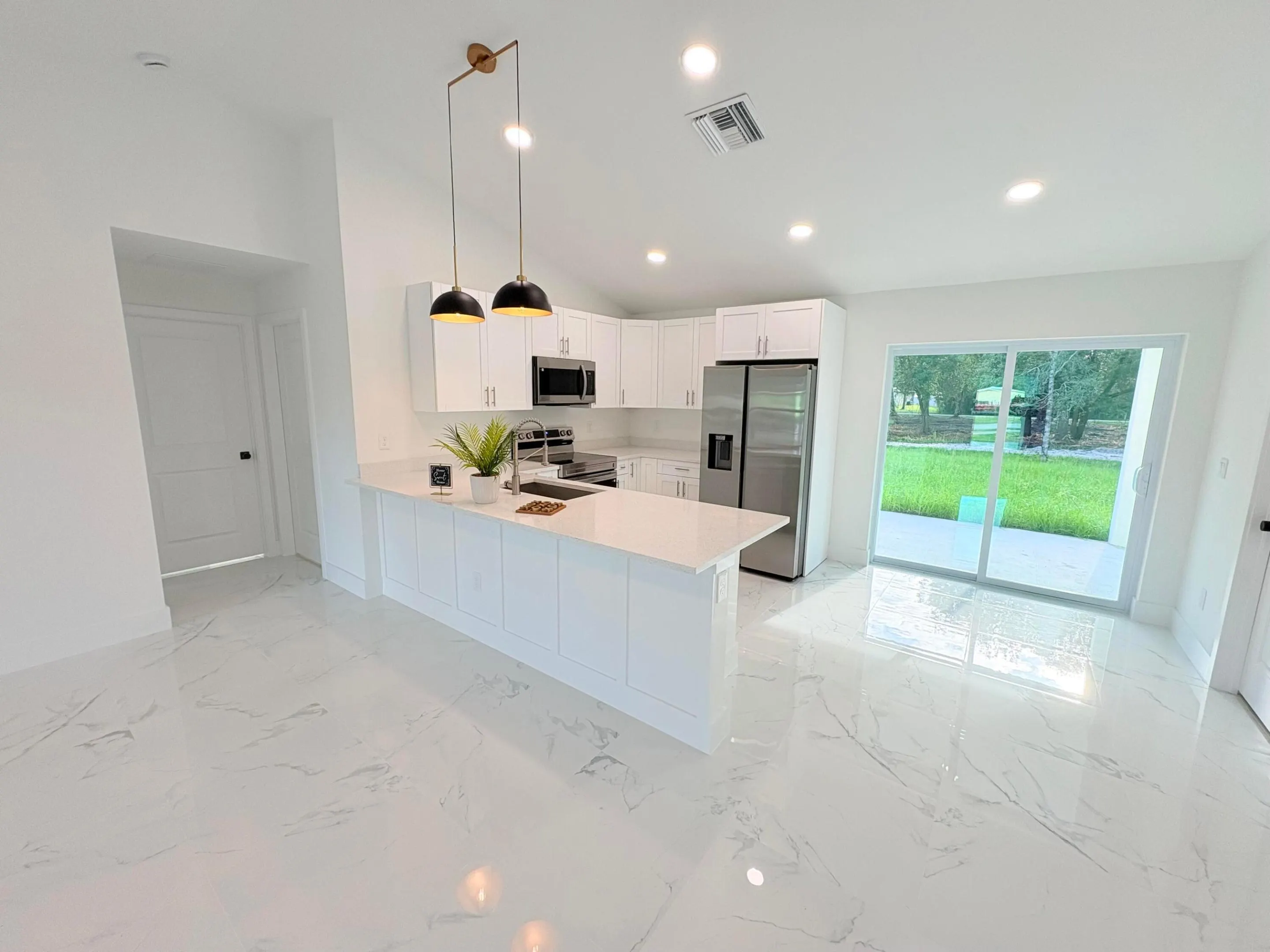 3510 NW 37th Avenue