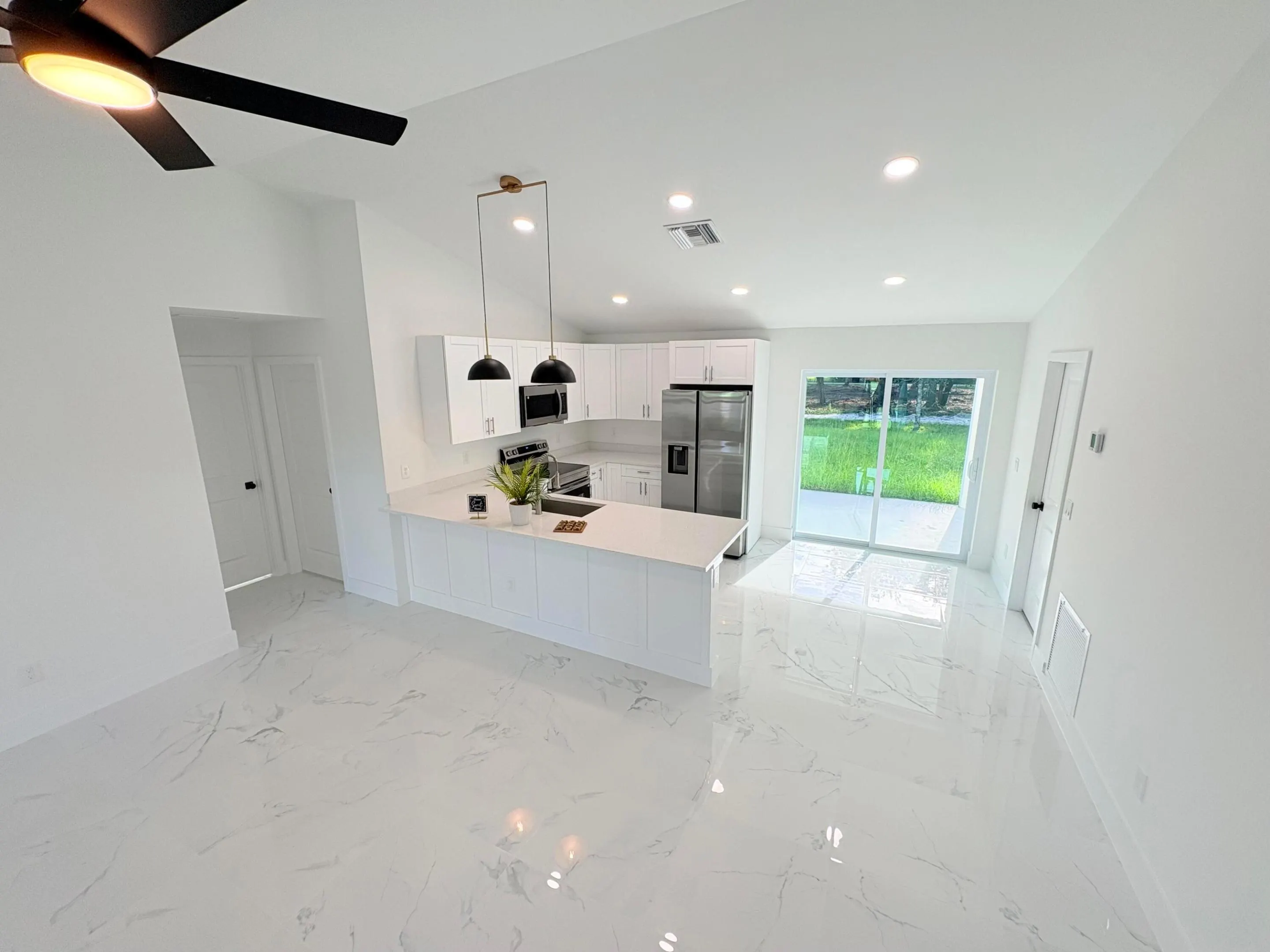 3510 NW 37th Avenue