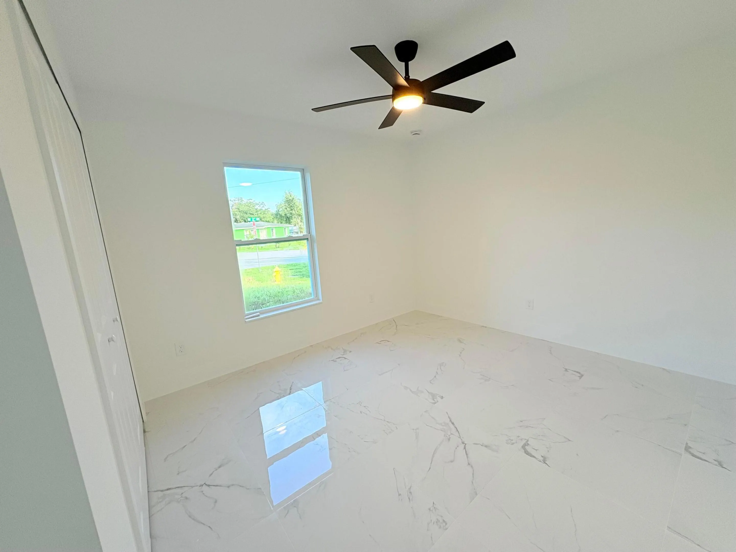 3510 NW 37th Avenue