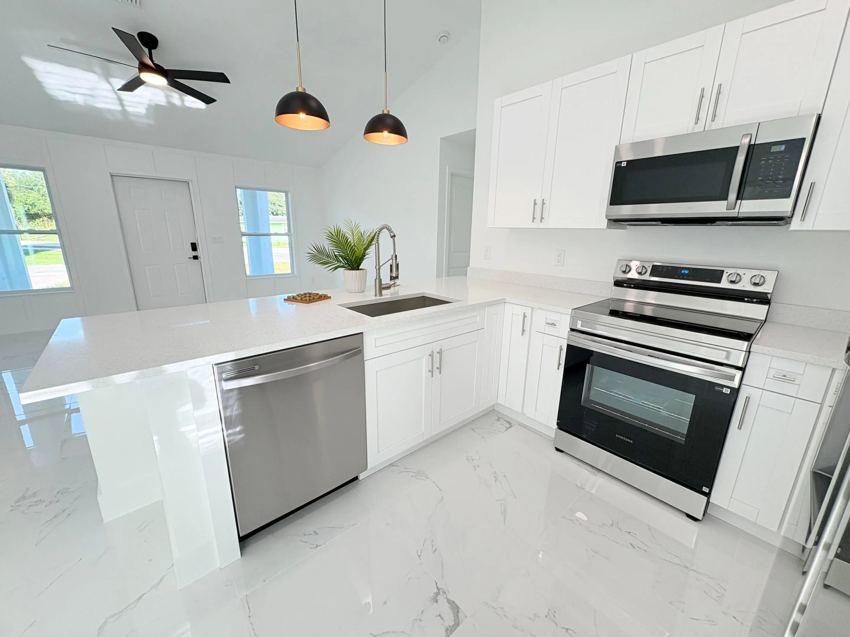 3510 NW 37th Avenue