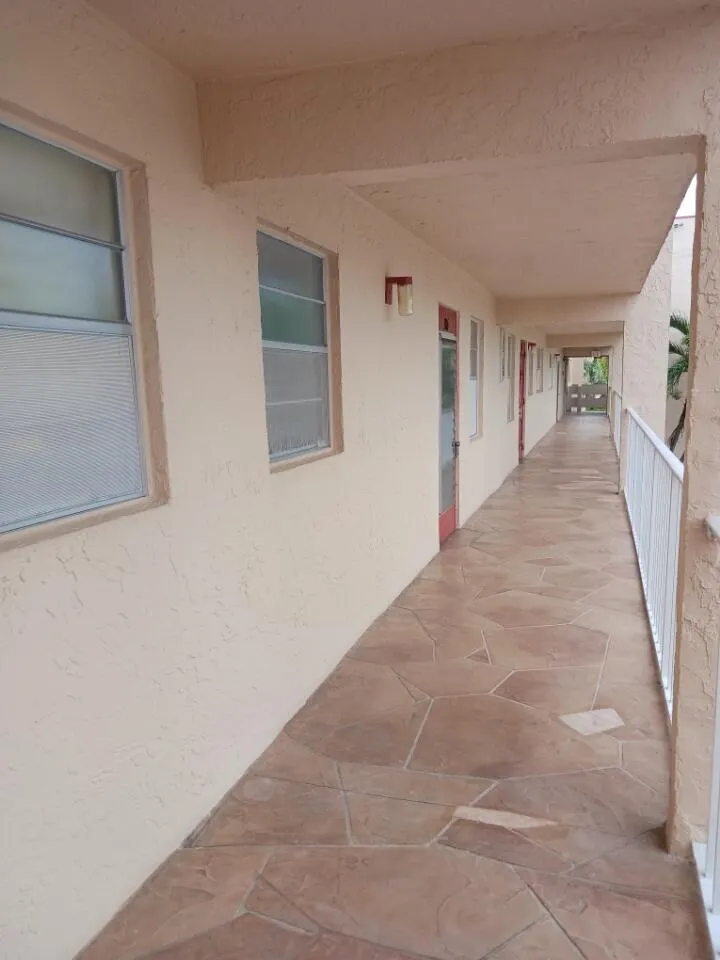1040 COUNTRY CLUB Drive #306
