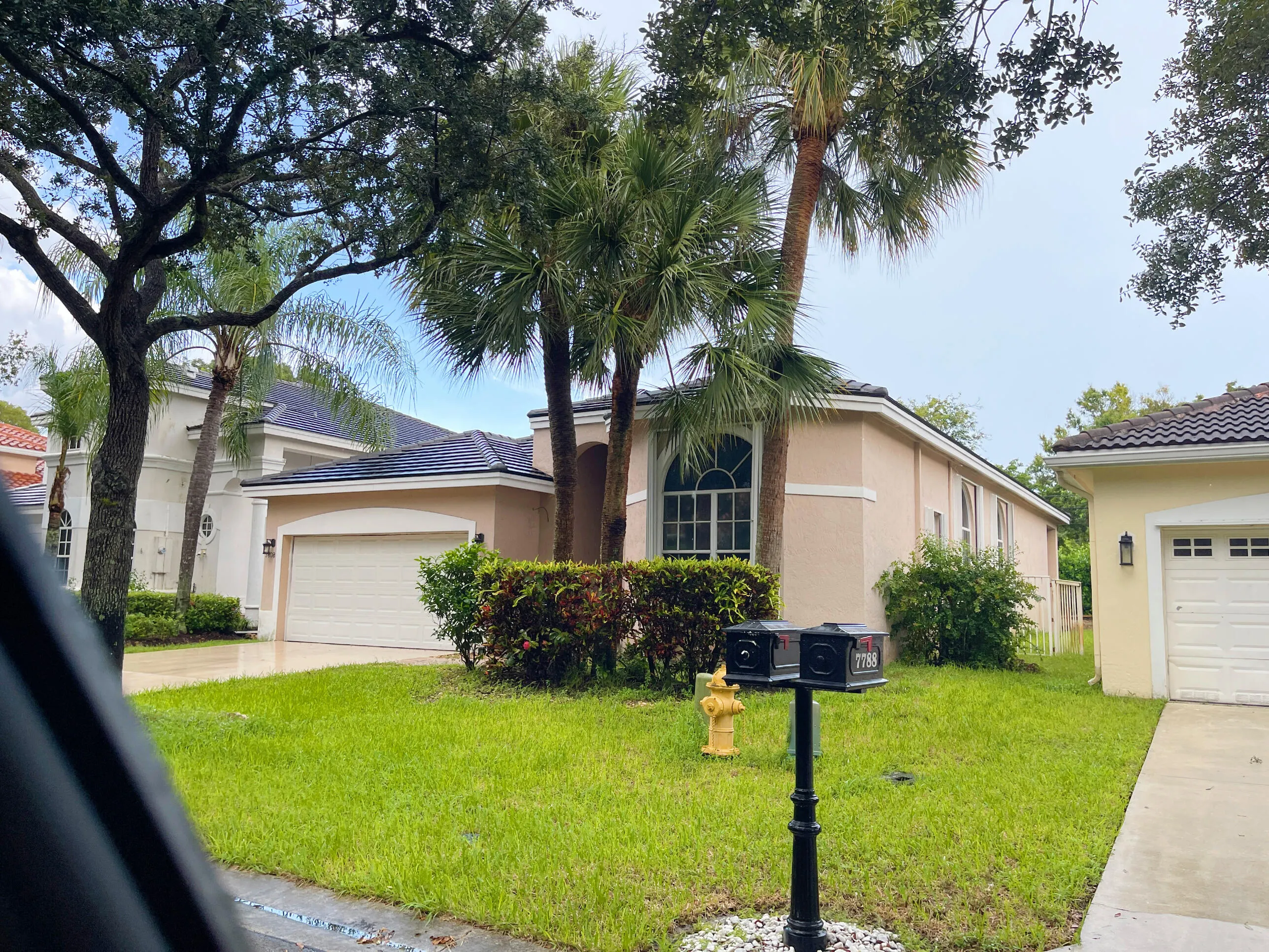 7808 NW 71ST Way