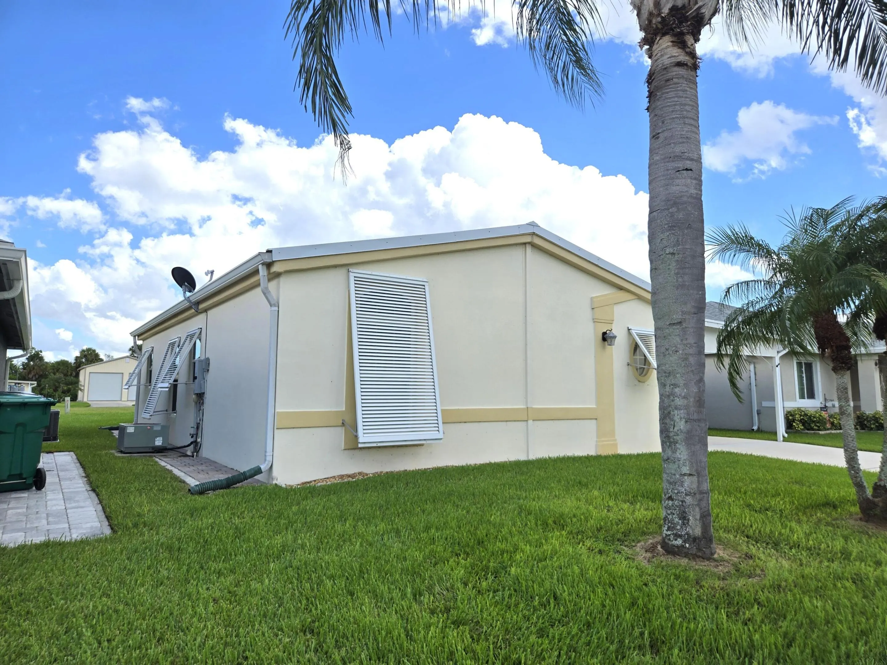 4350 SW 9th Way