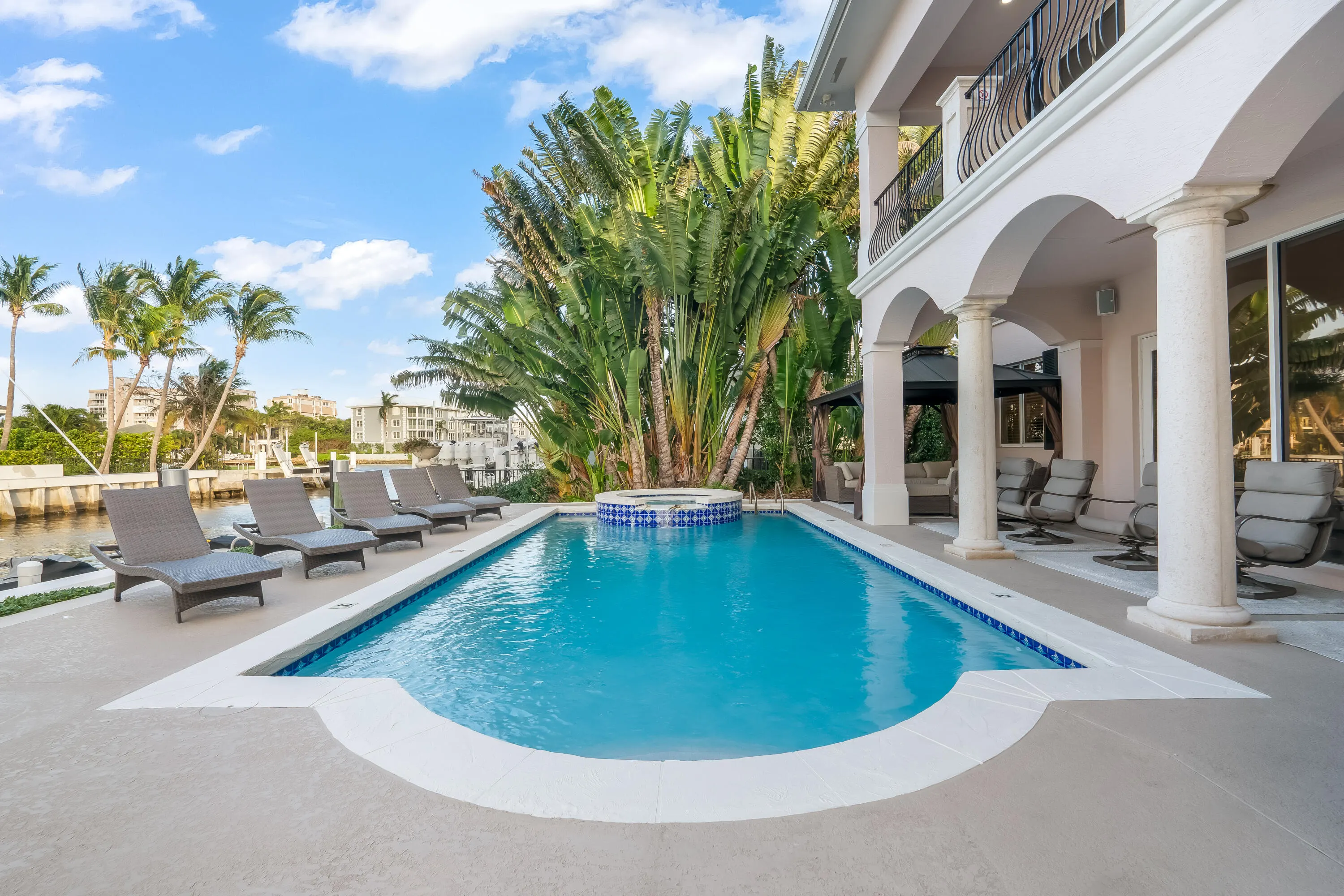 961 Banyan Drive