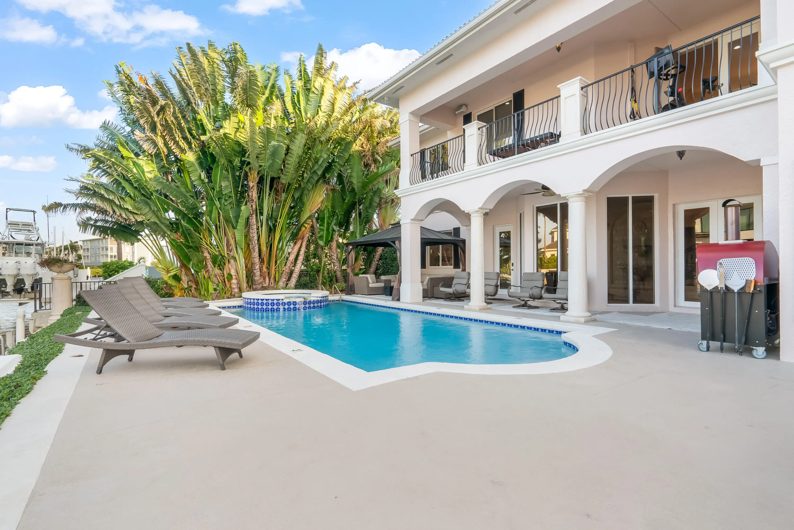 961 Banyan Drive