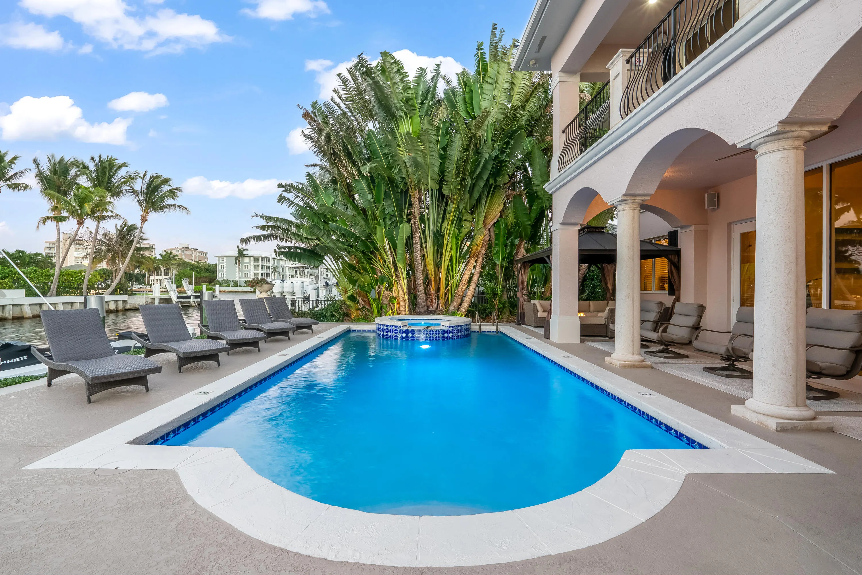 961 Banyan Drive