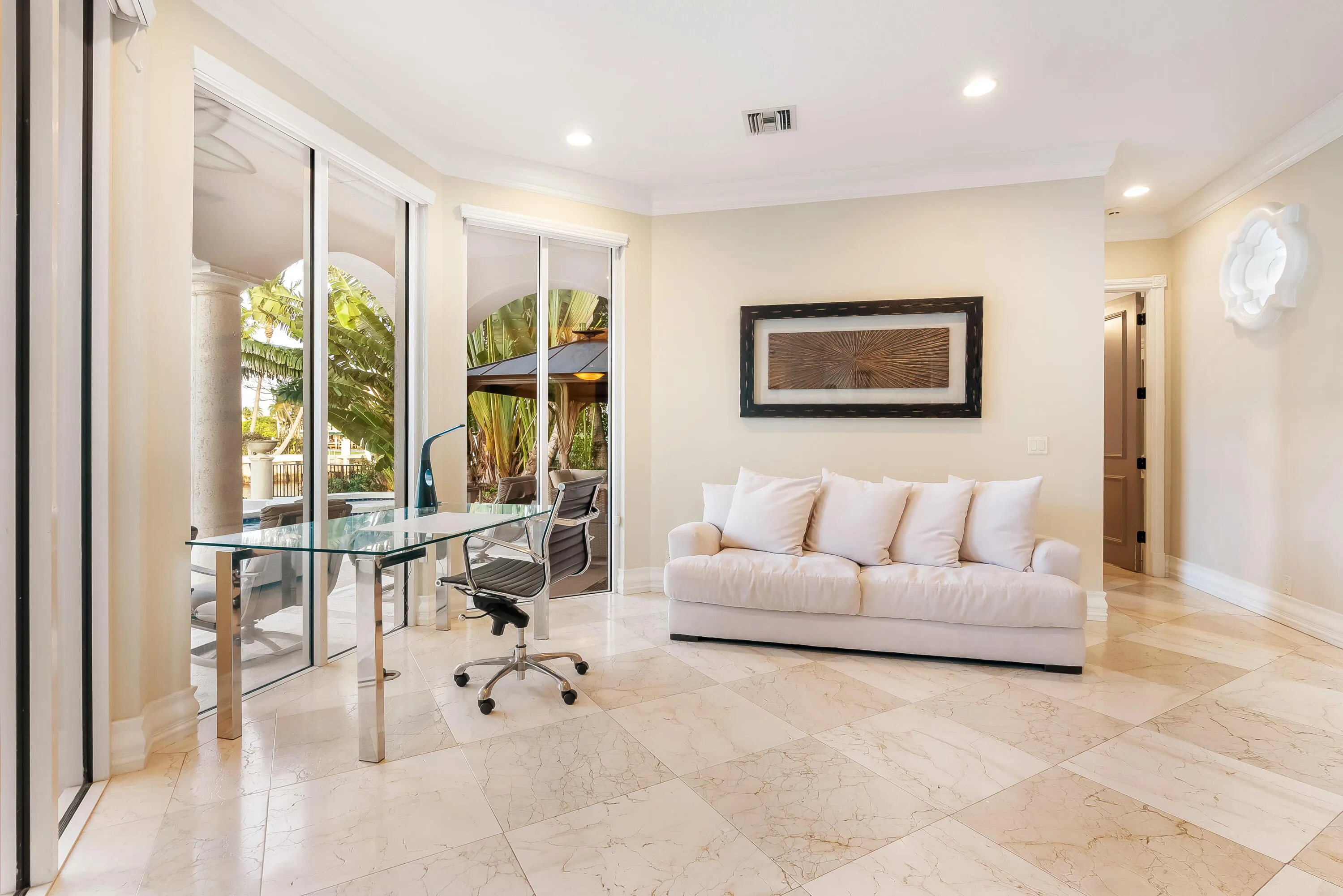 961 Banyan Drive