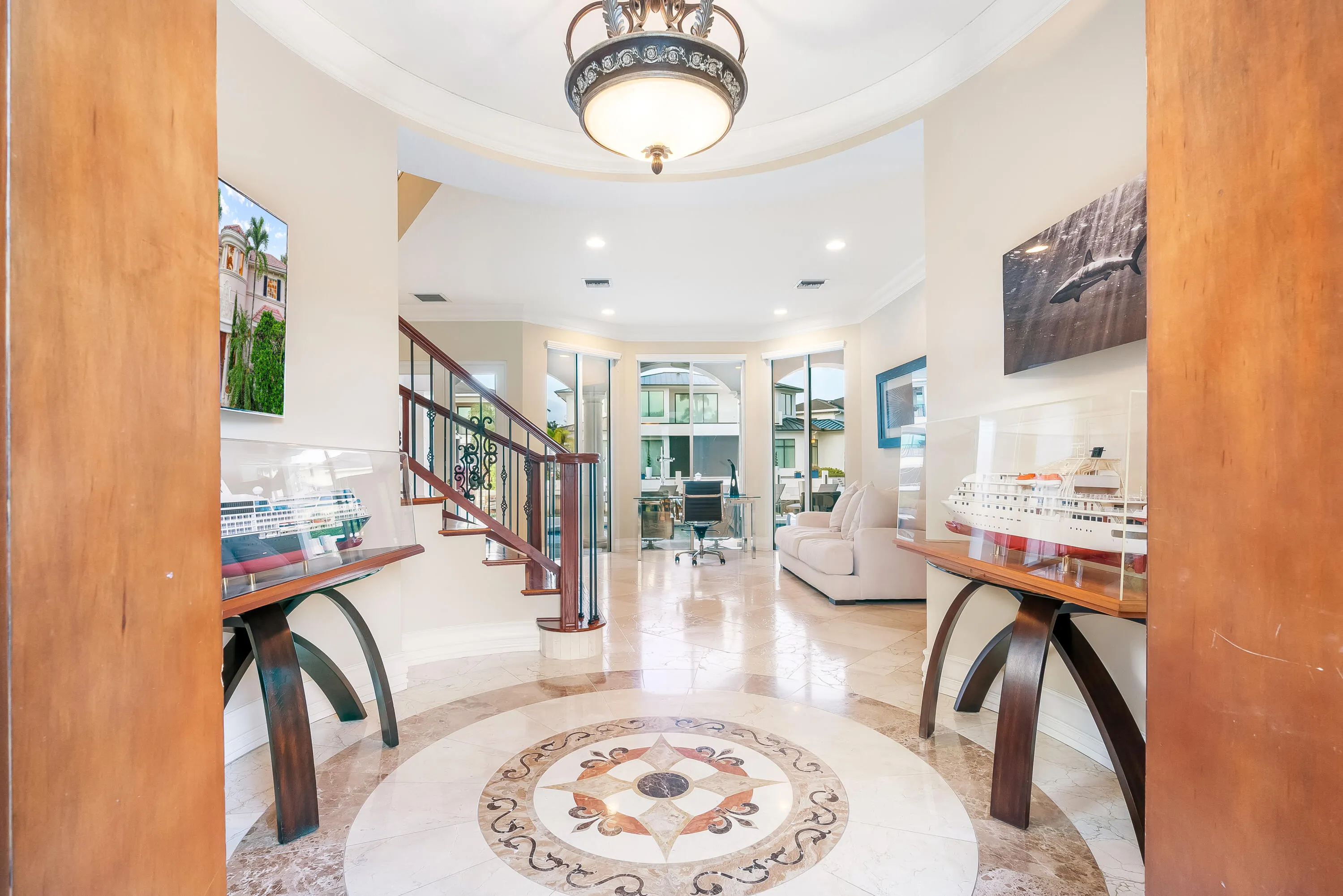 961 Banyan Drive