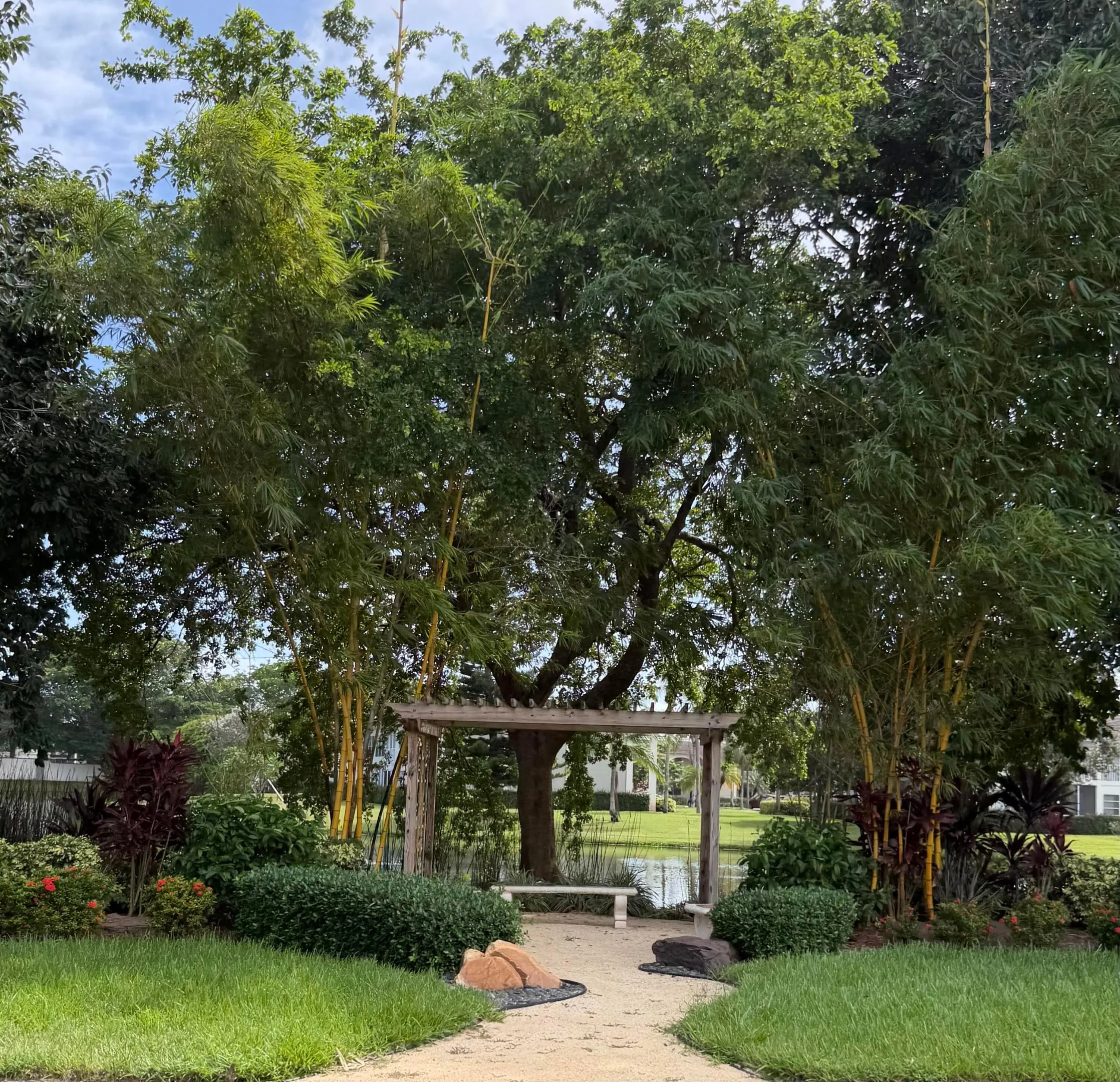 2101 Lucaya Bend