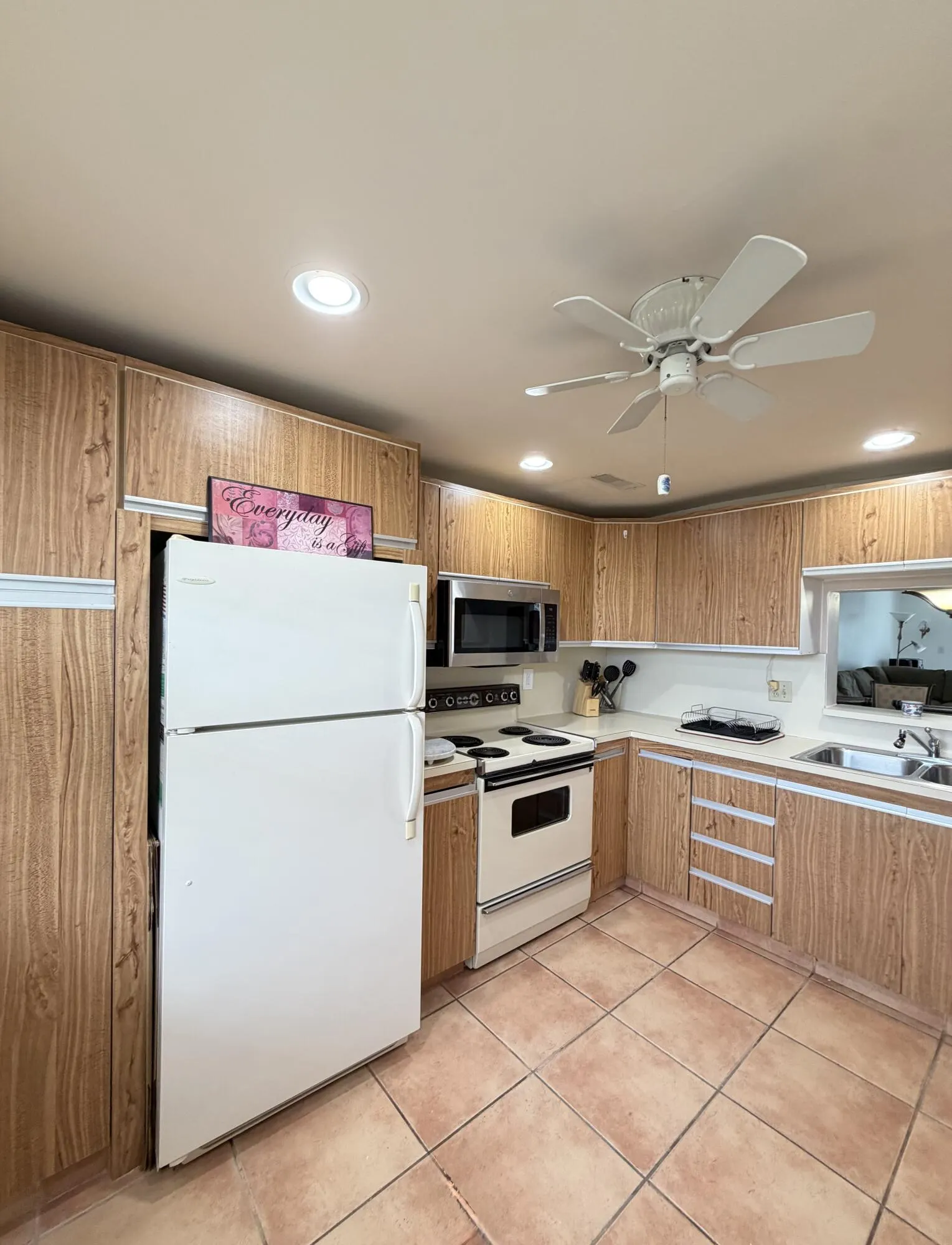 2101 Lucaya Bend