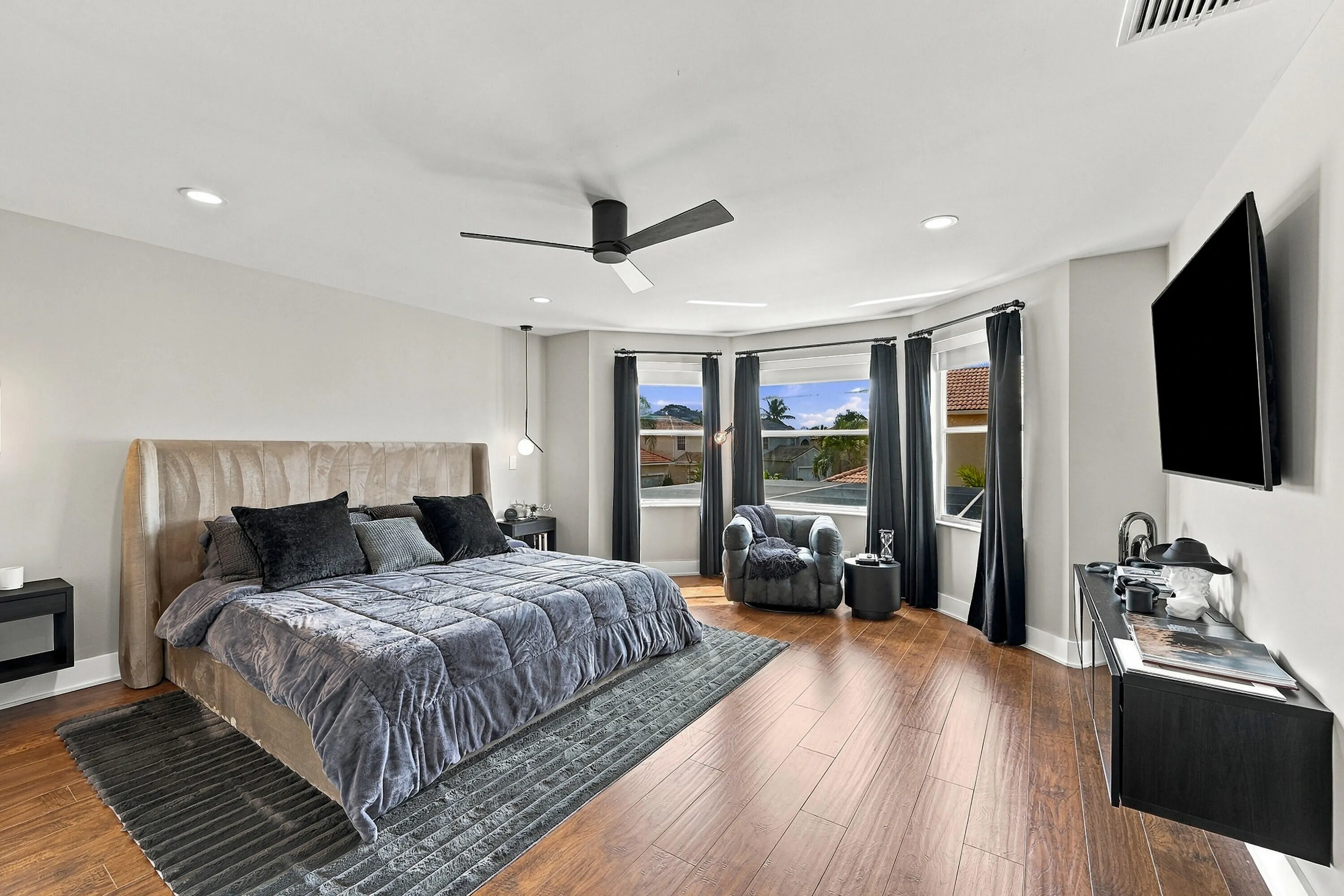 7550 NORMANDE Court