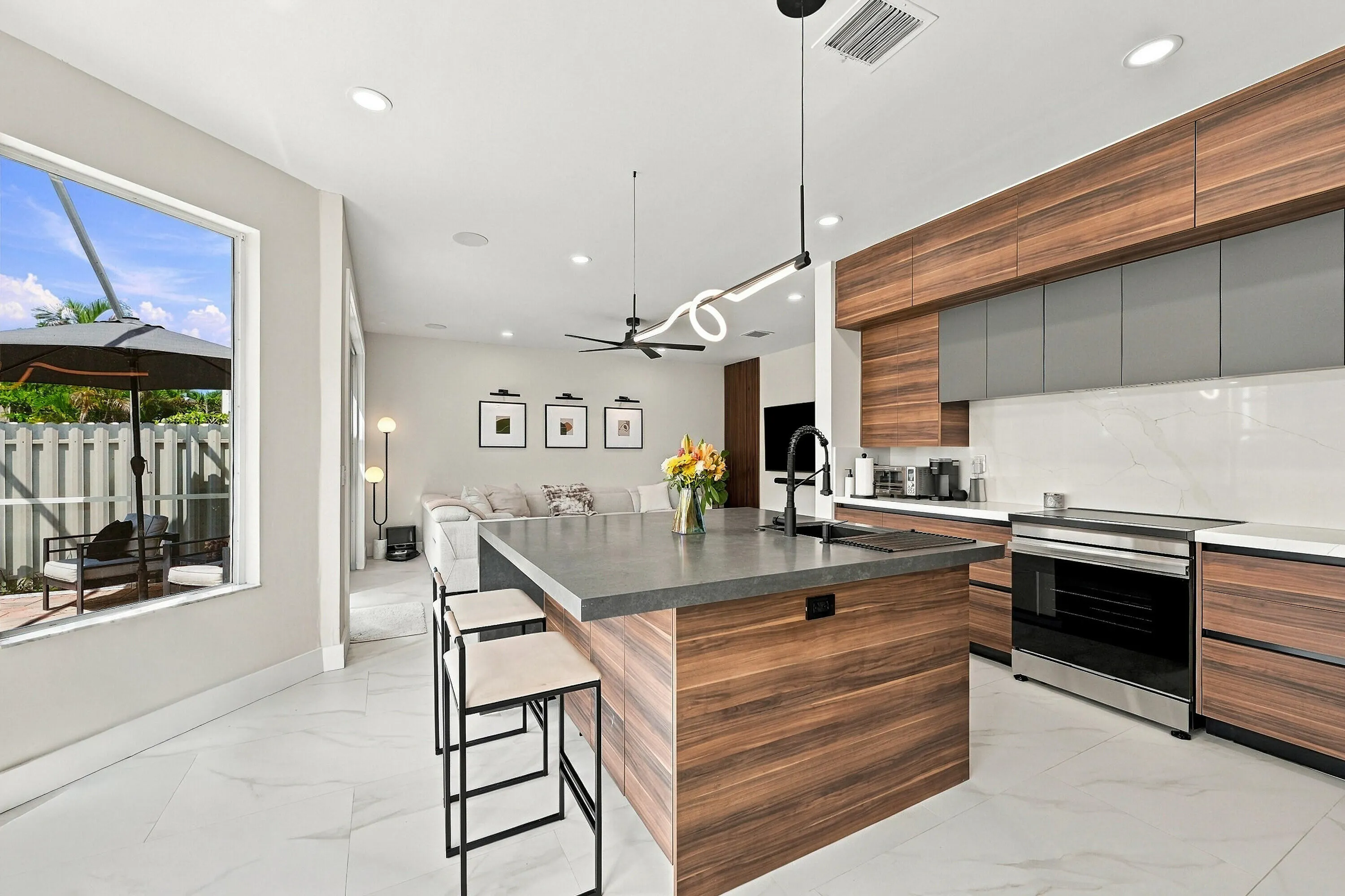 7550 NORMANDE Court