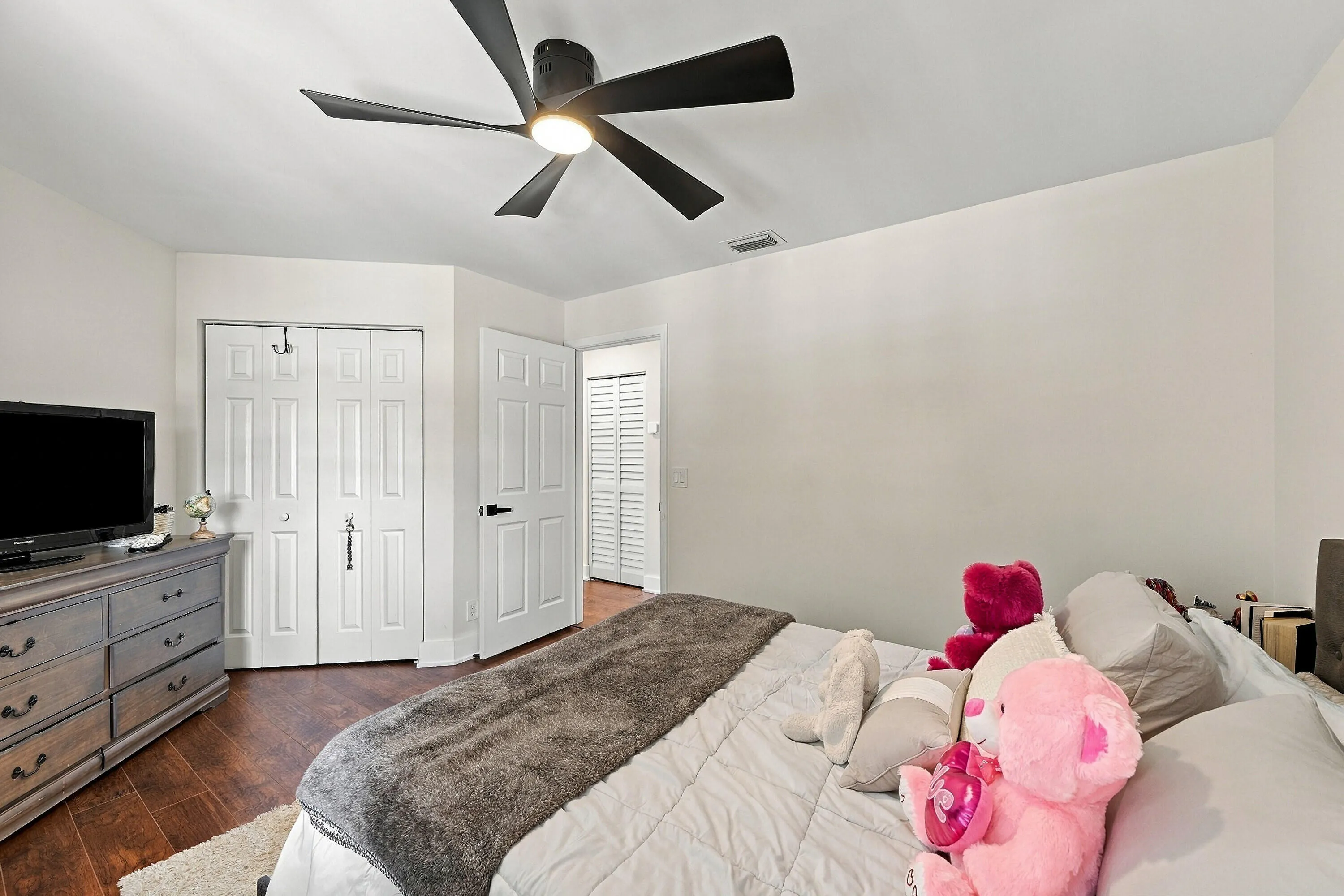 7550 NORMANDE Court
