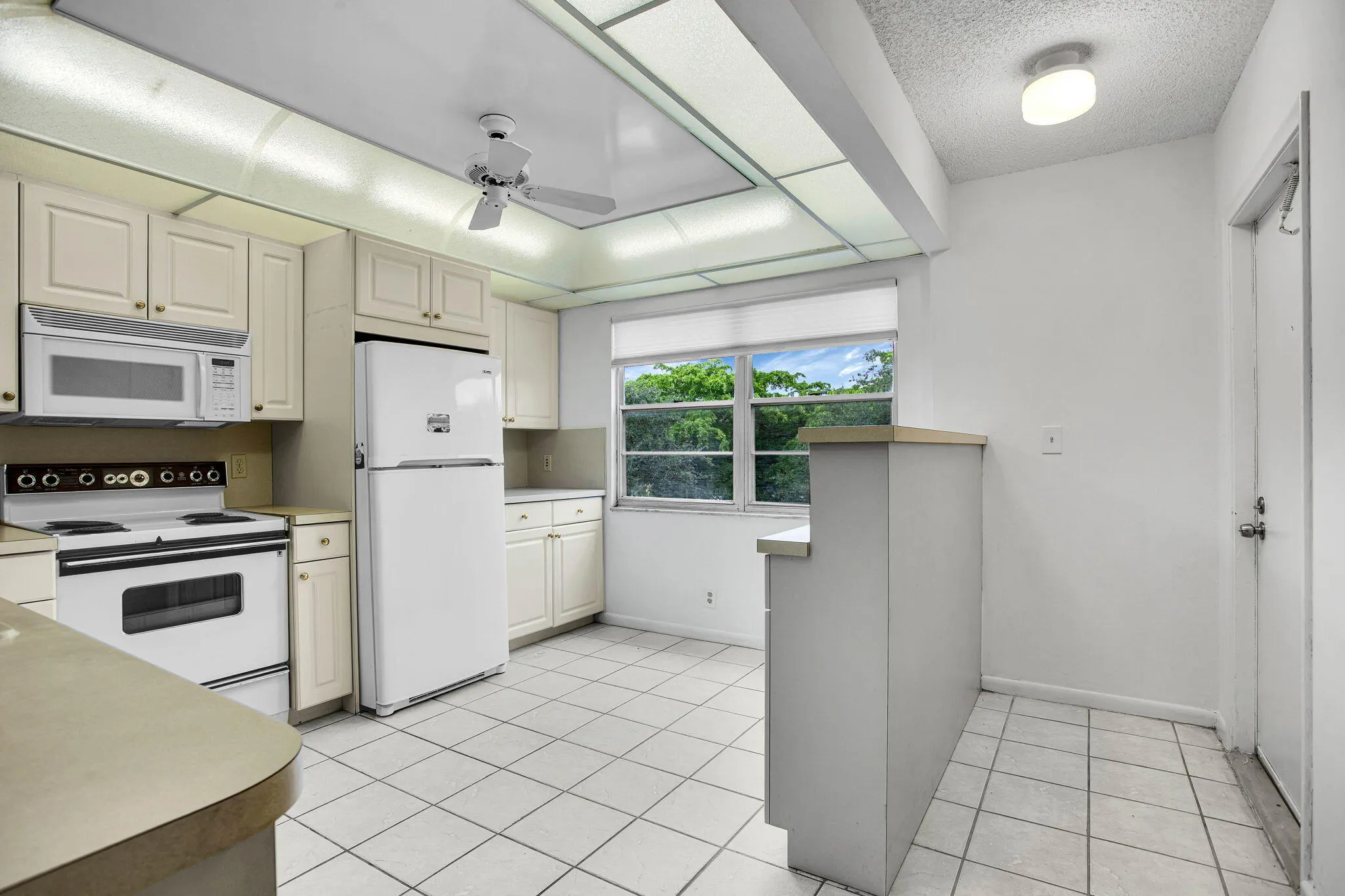 3002 Portofino Isle #M3