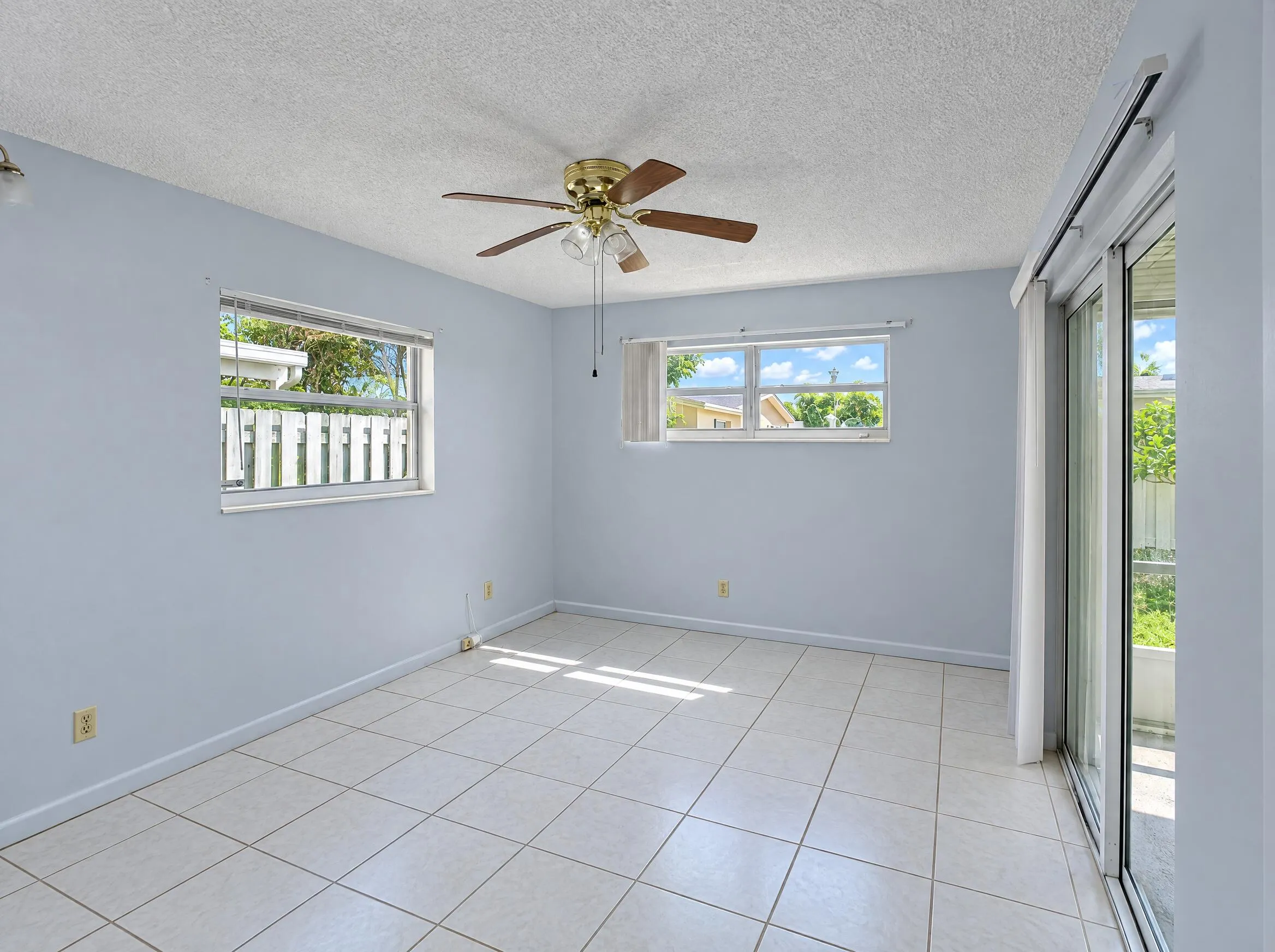1030 NW 69TH Avenue