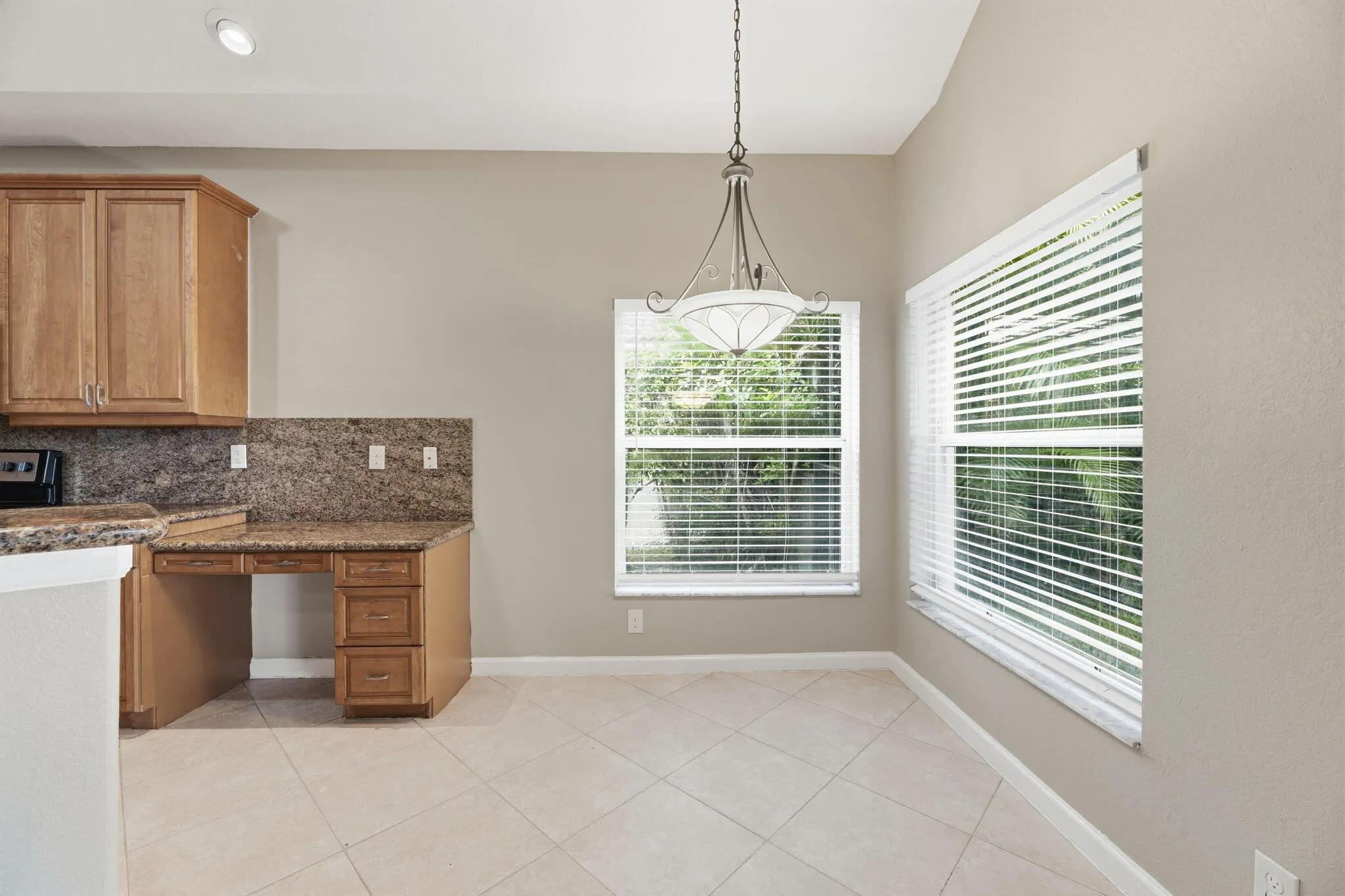 10919 NW 62ND Court