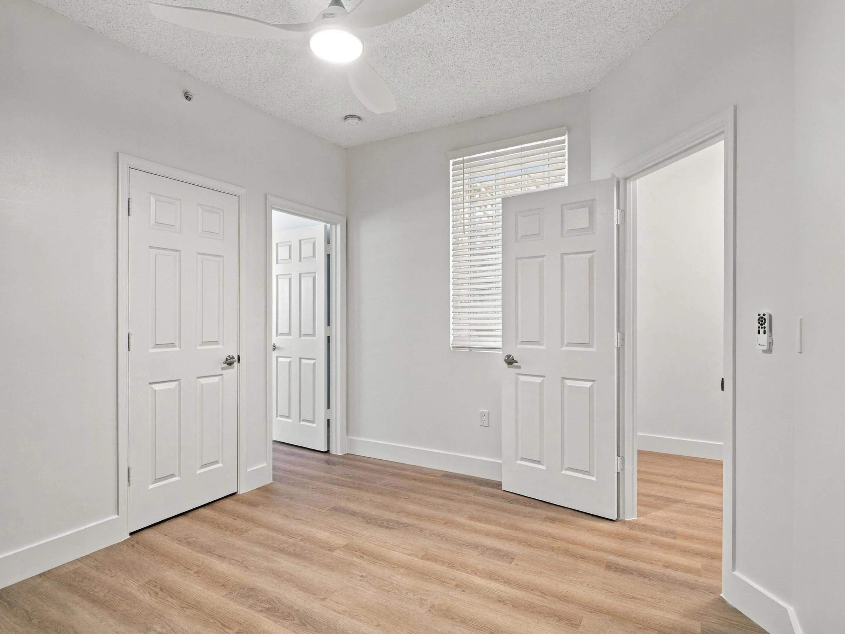 2020 GREENVIEW SHORES Boulevard #109