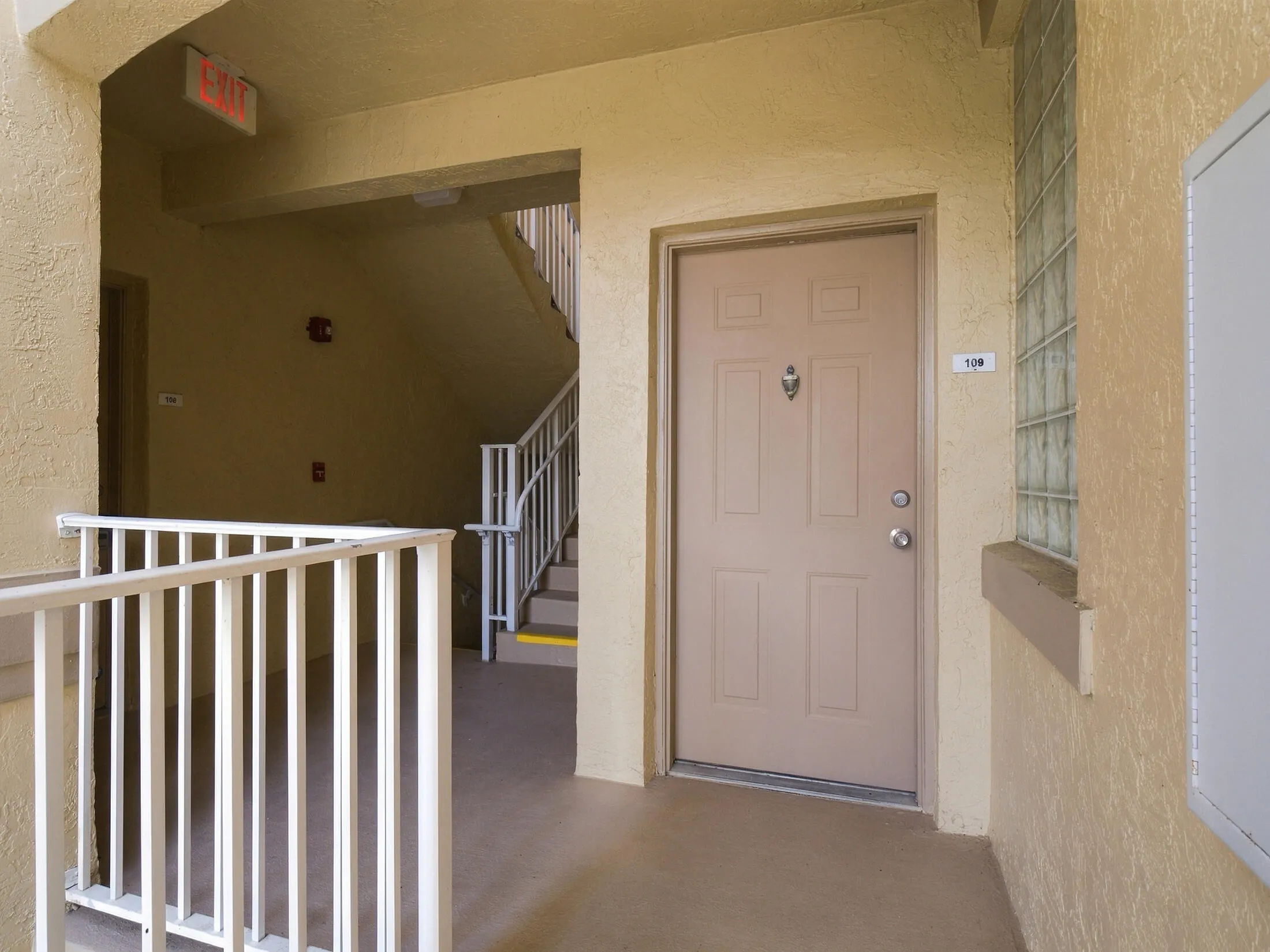 2020 GREENVIEW SHORES Boulevard #109